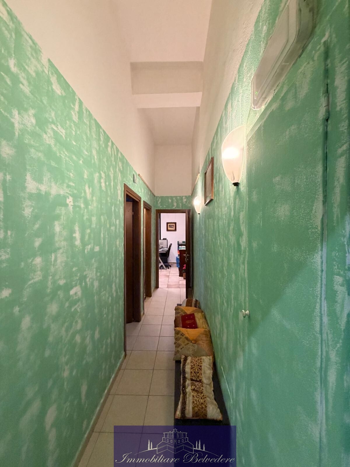 Locale commerciale in vendita in via giuseppe grandi, Firenze