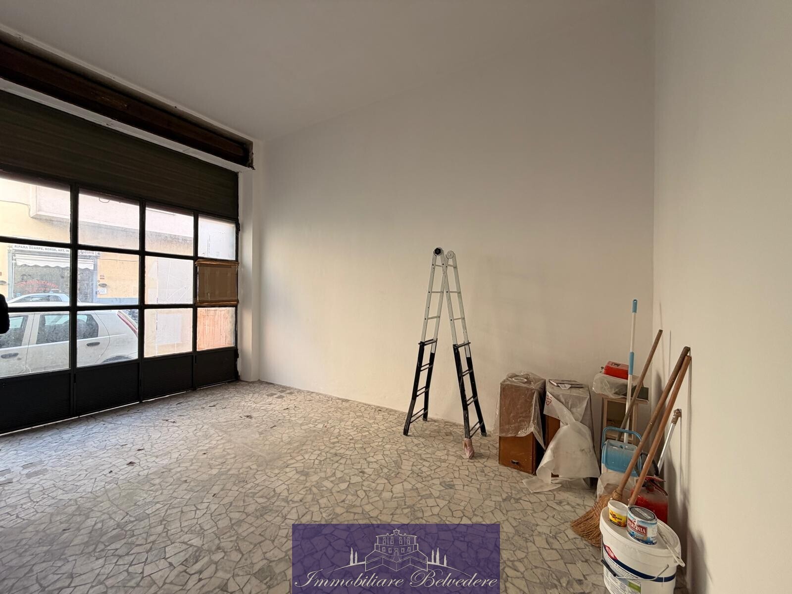 Locale commerciale in affitto in via francesco baracca, Firenze