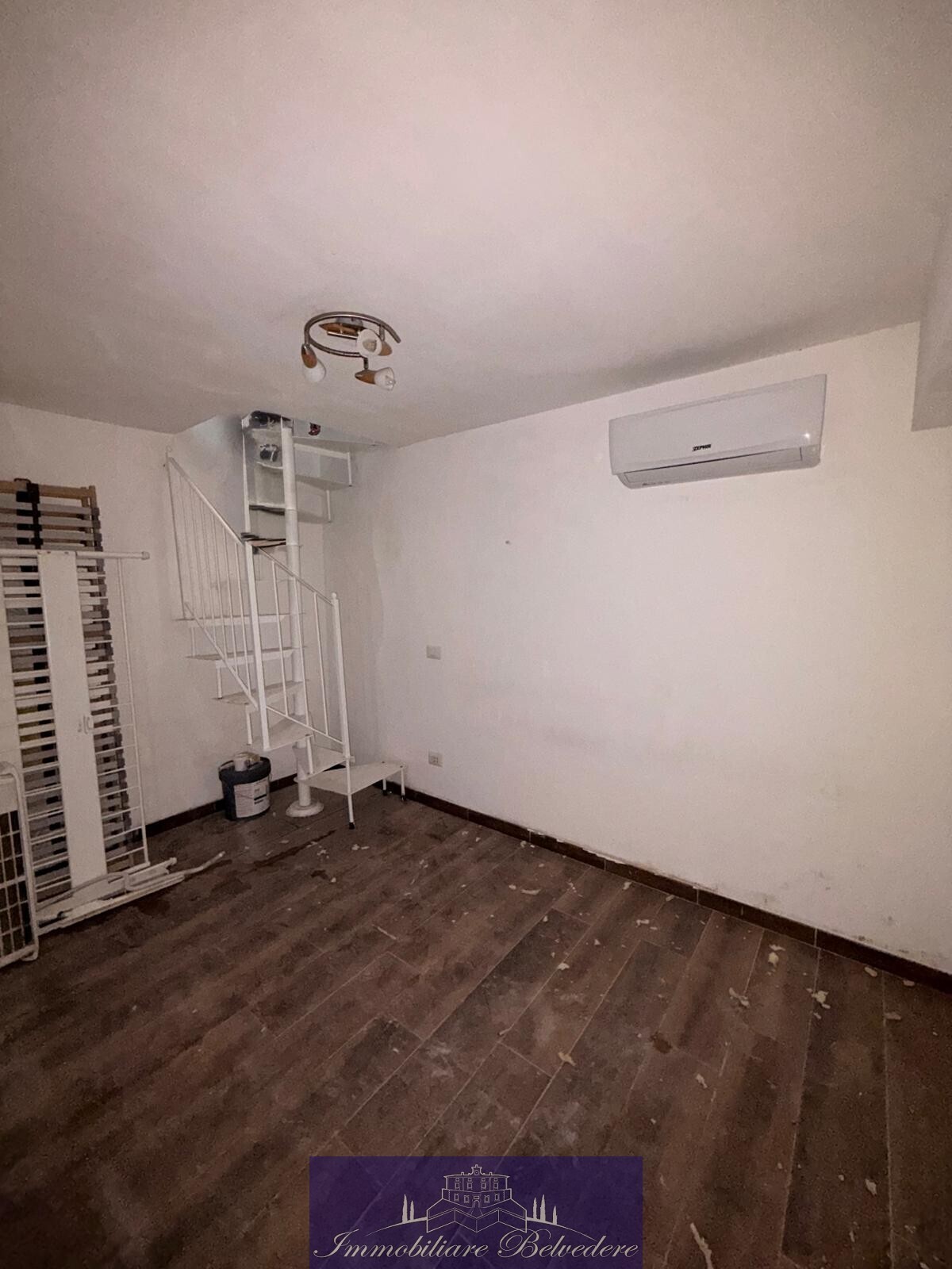 Capannone in vendita in piazza leopoldo, Firenze