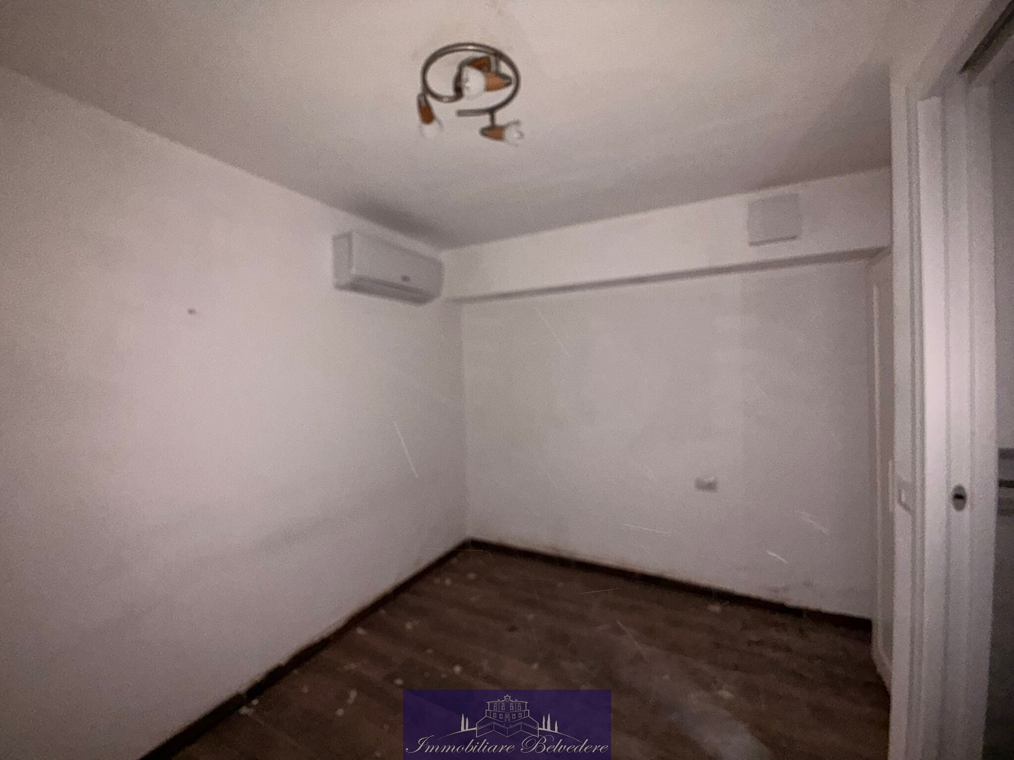 Capannone in vendita in piazza leopoldo, Firenze