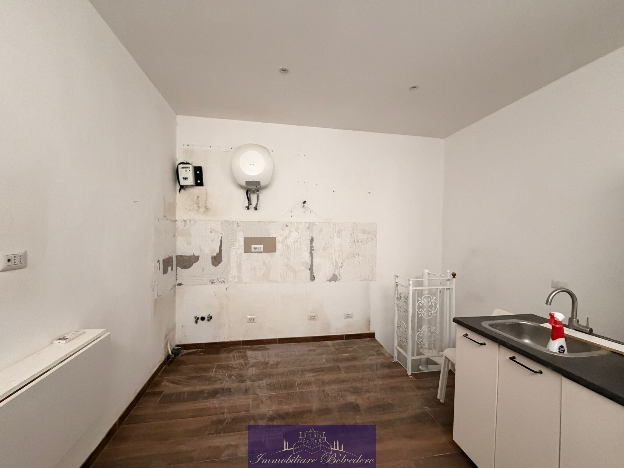 Capannone in vendita in piazza leopoldo, Firenze