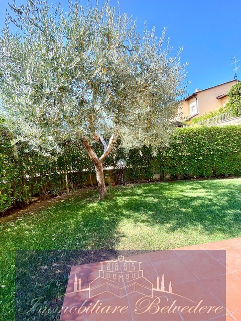 Quadrilocale con giardino in via torricella 7, Impruneta