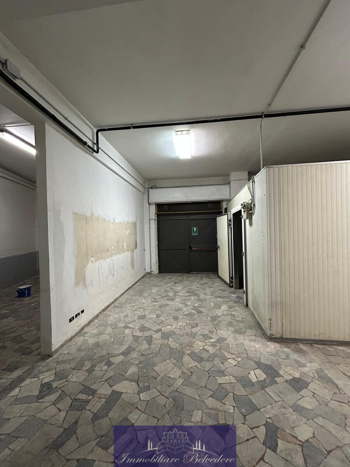 Capannone in affitto in via valdegola, Firenze