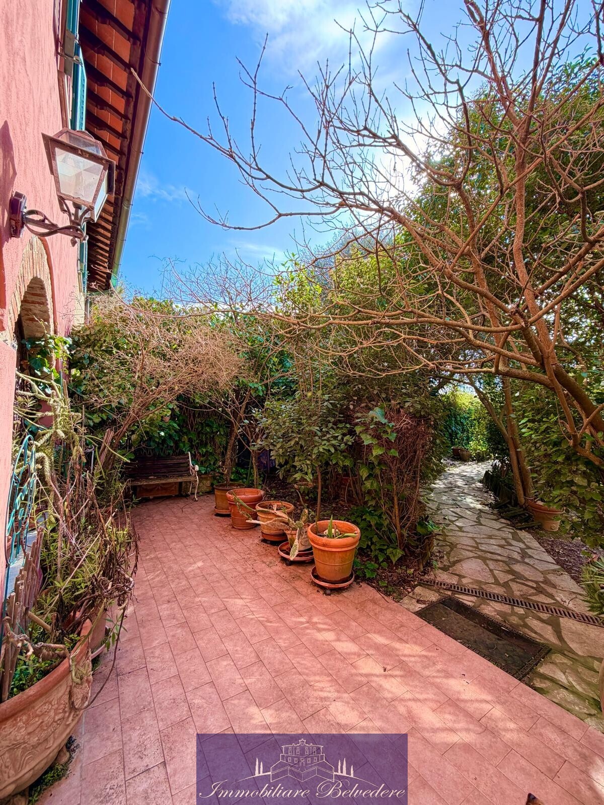 Casa indipendente con giardino in via di carcheri, Lastra a Signa