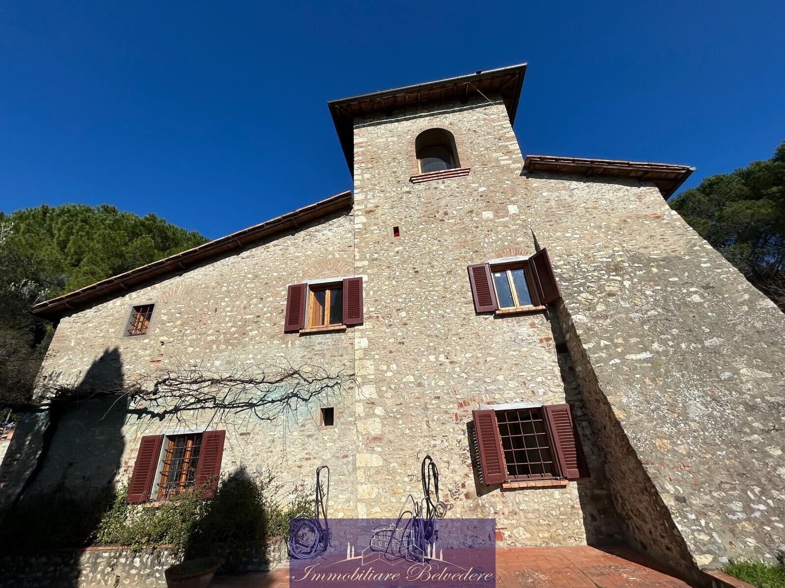 Quadrilocale con giardino in via dei prati, Calenzano