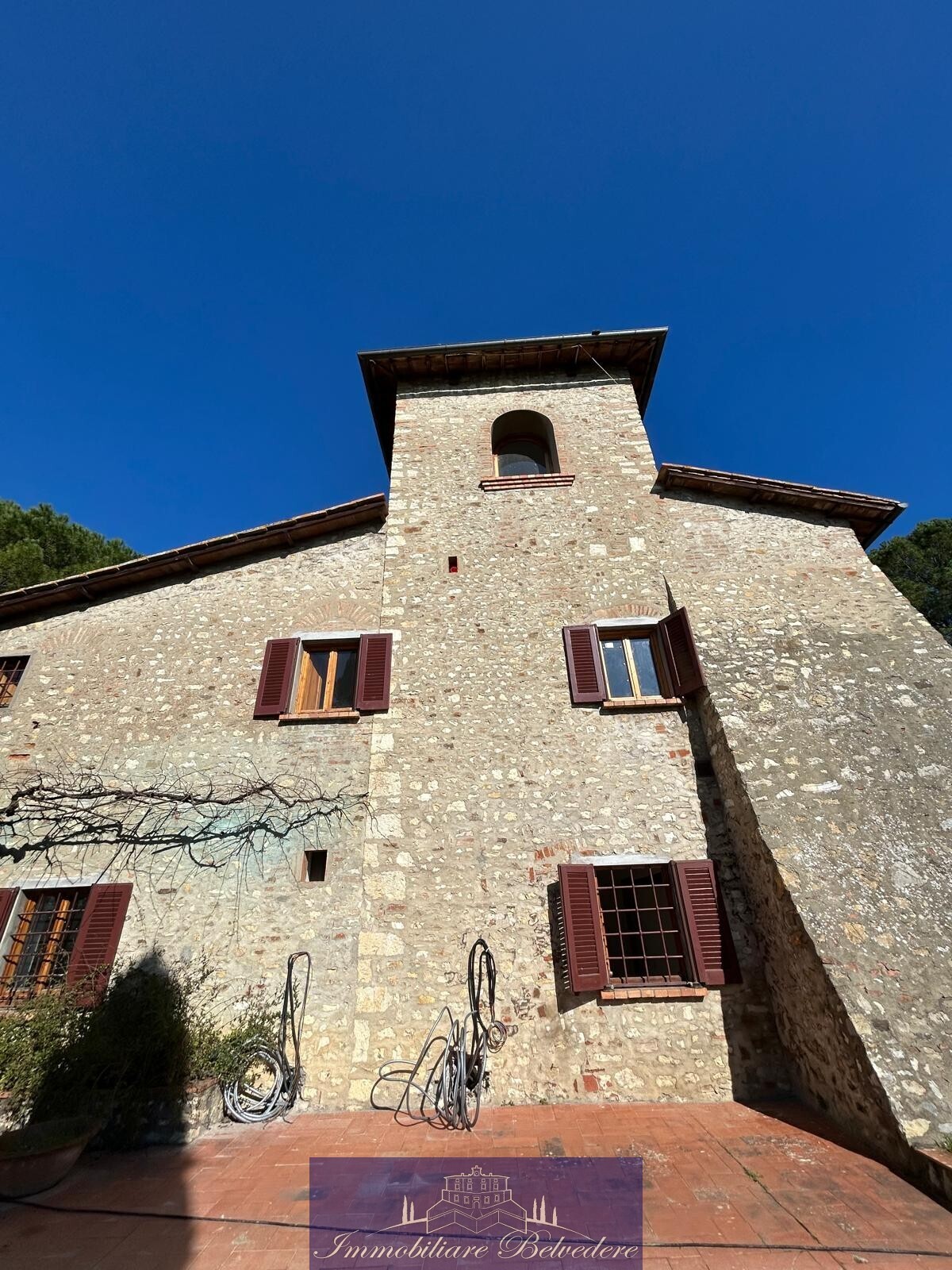 Quadrilocale con giardino in via dei prati, Calenzano