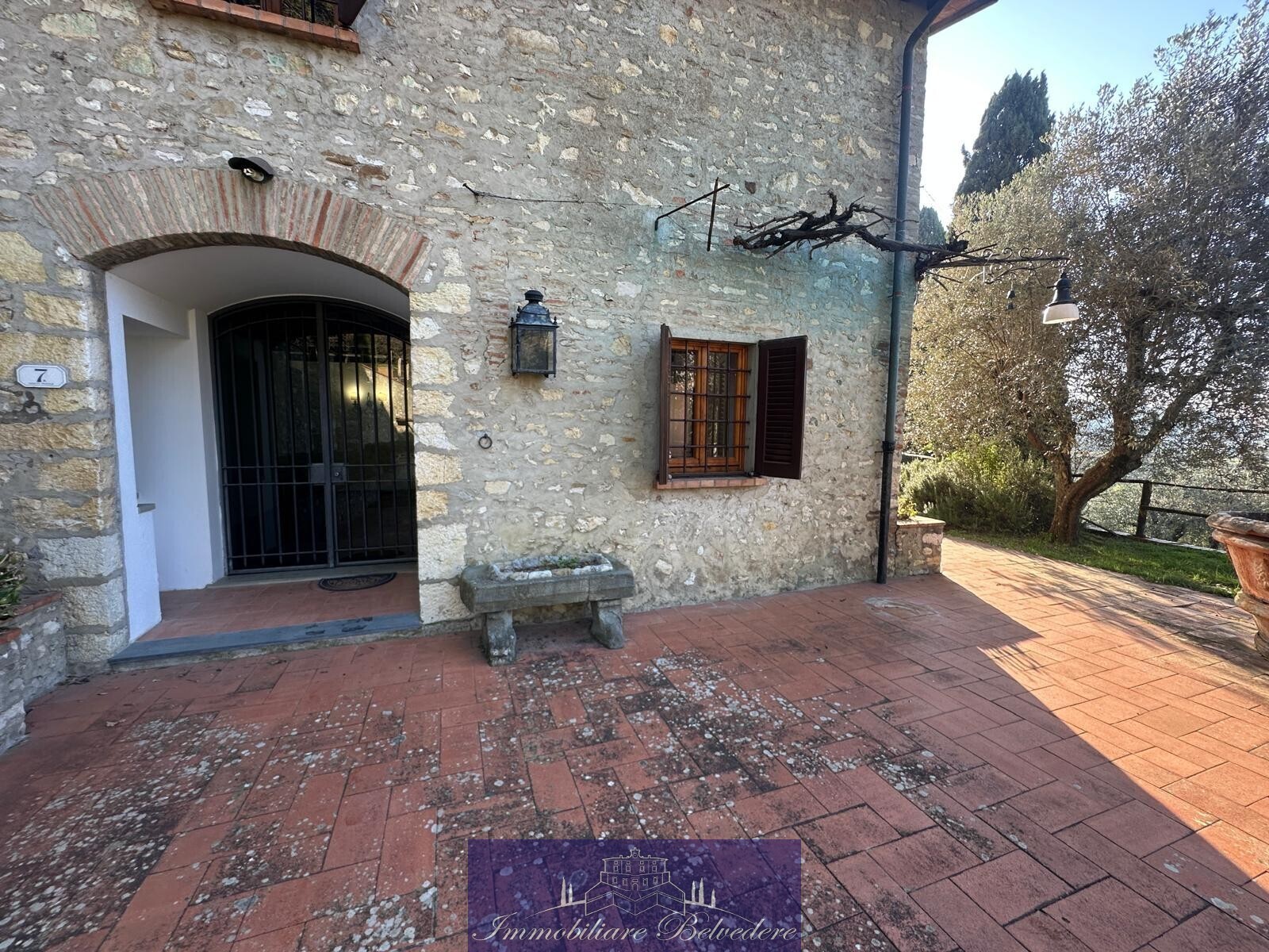 Casa indipendente con giardino in via dei prati, Calenzano