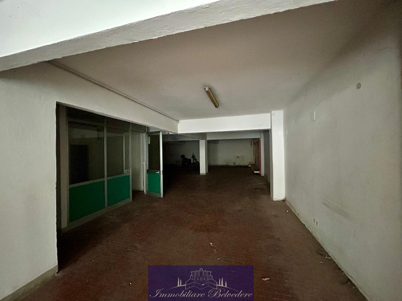 Capannone in vendita in via stefano buonsignori, Firenze