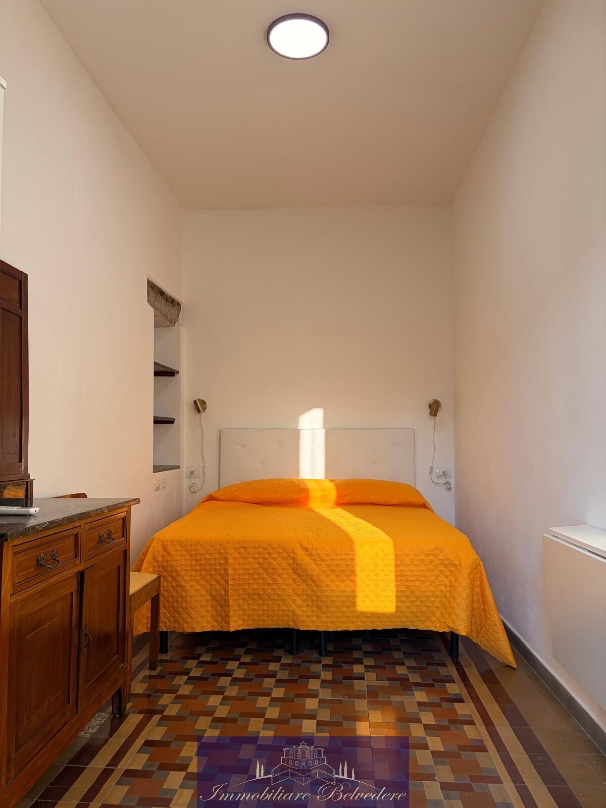 Quadrilocale ristrutturato in via palestro, Firenze