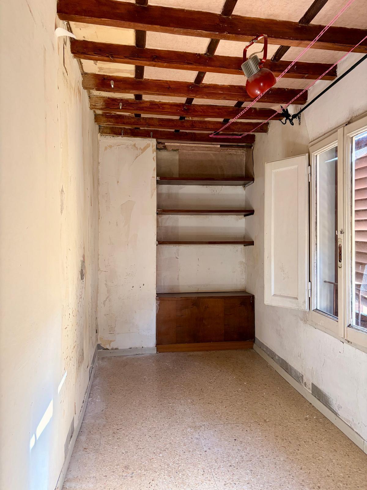 Trilocale da ristrutturare in via il prato, Firenze