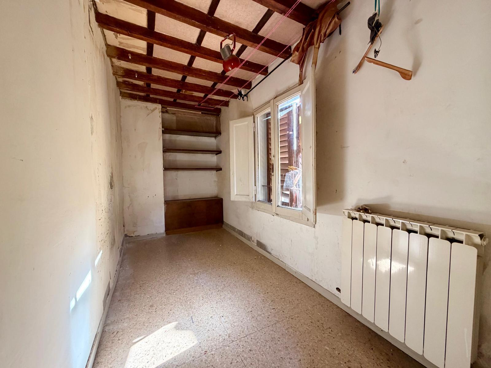 Trilocale da ristrutturare in via il prato, Firenze