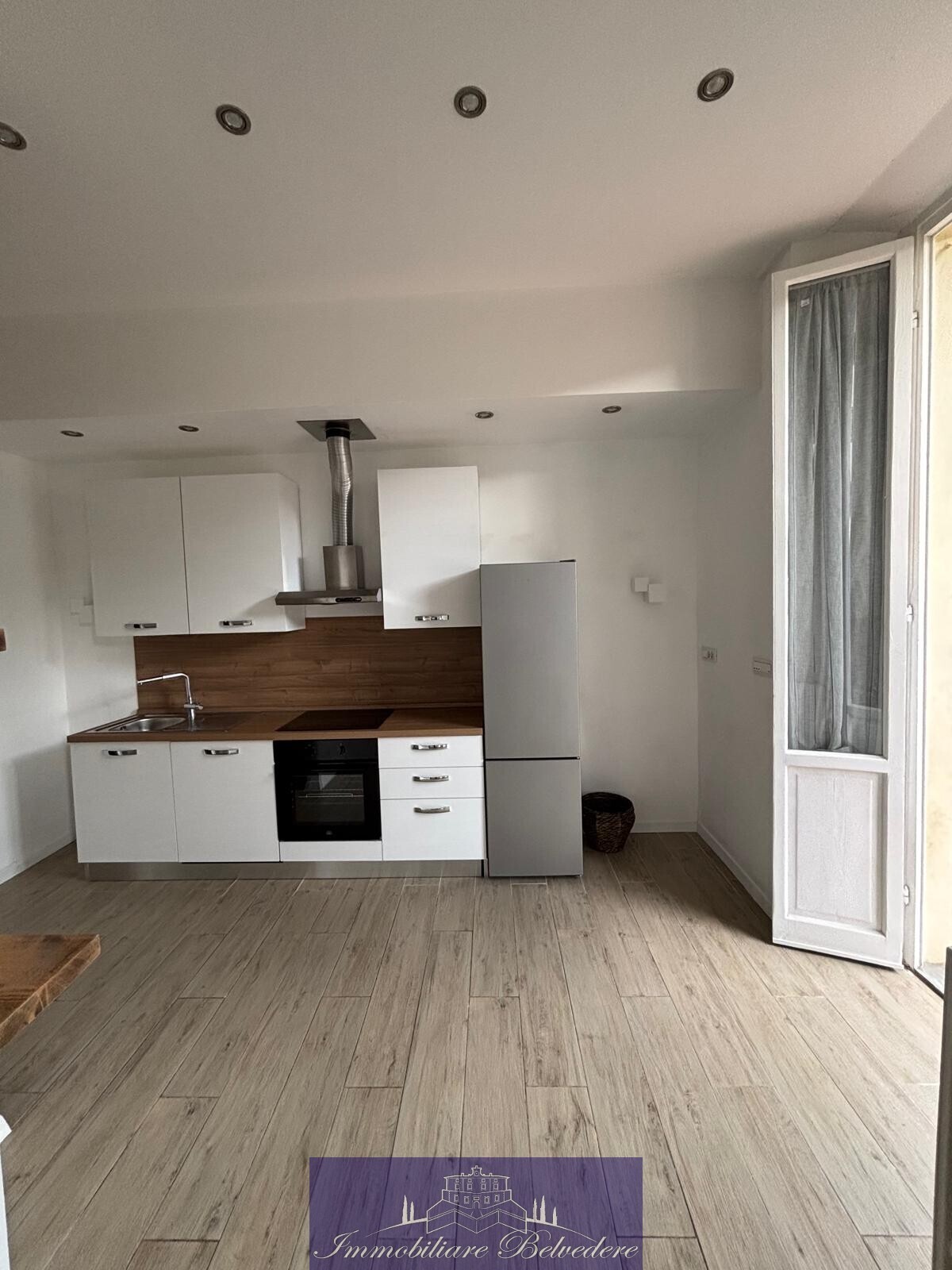 Appartamento con giardino in piazza gualfredotto, Firenze