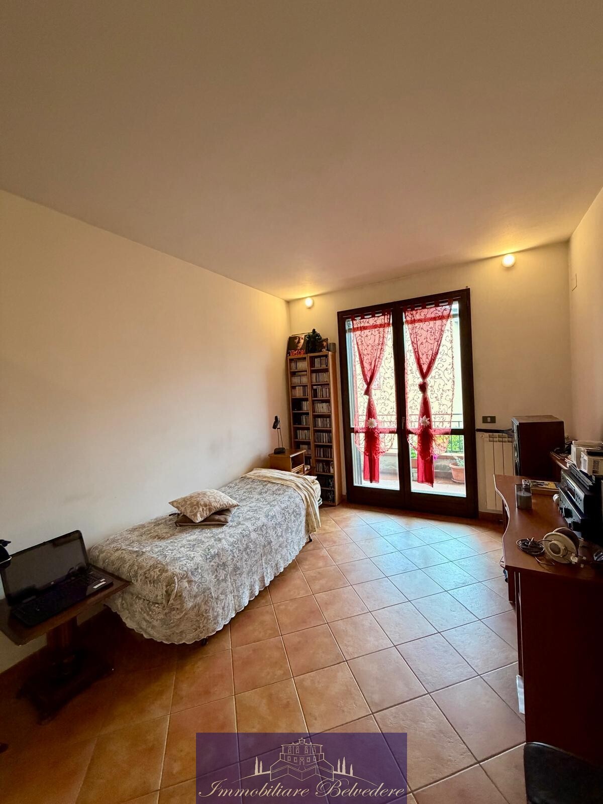 Appartamento con terrazzi in via del giglio, Campi Bisenzio