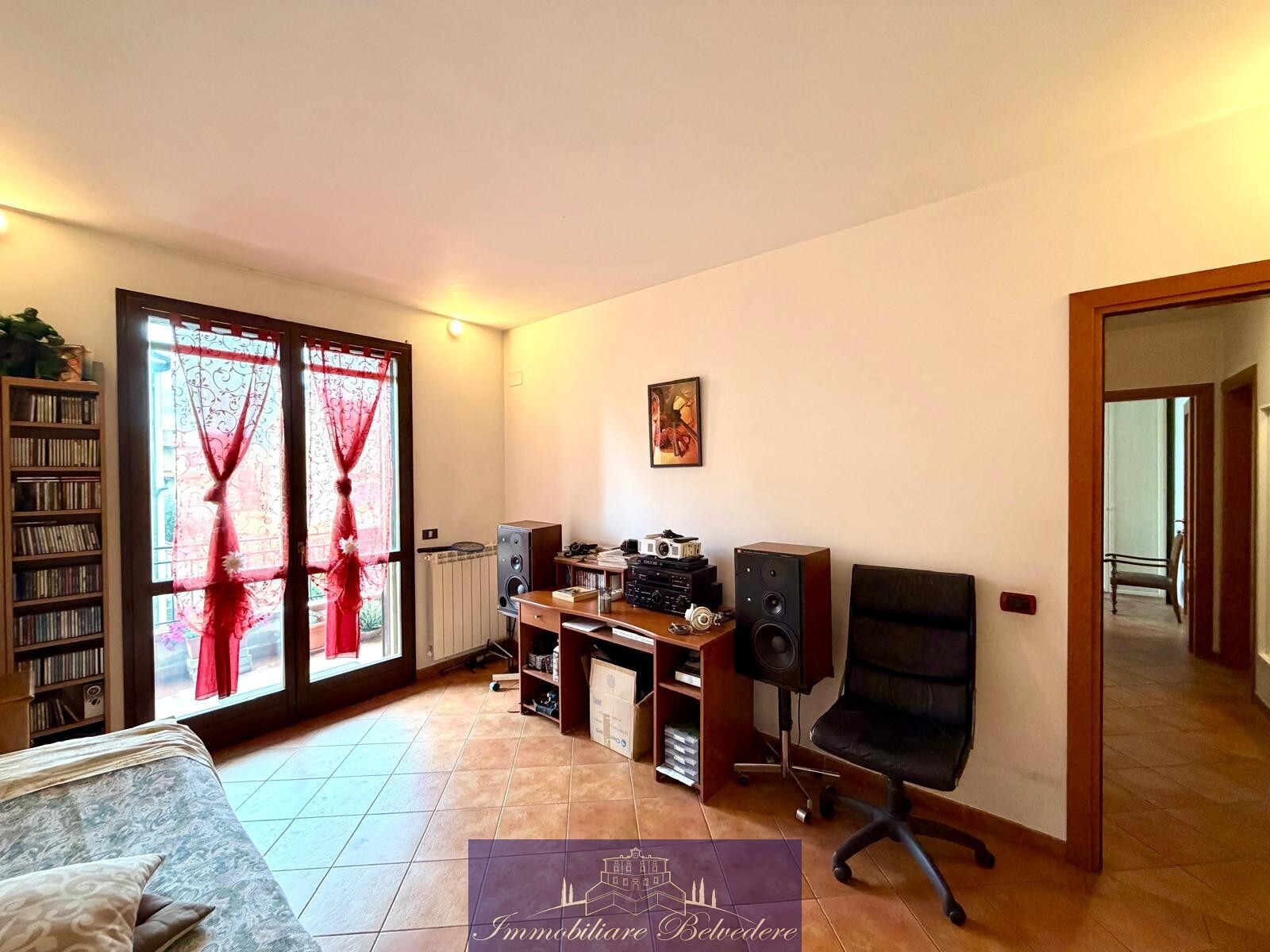 Appartamento con terrazzi in via del giglio, Campi Bisenzio