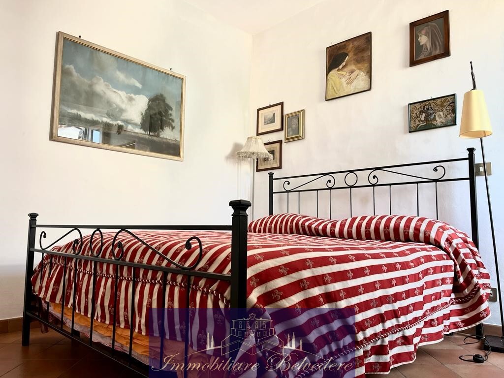 Trilocale in affitto in piazza santo spirito, Firenze