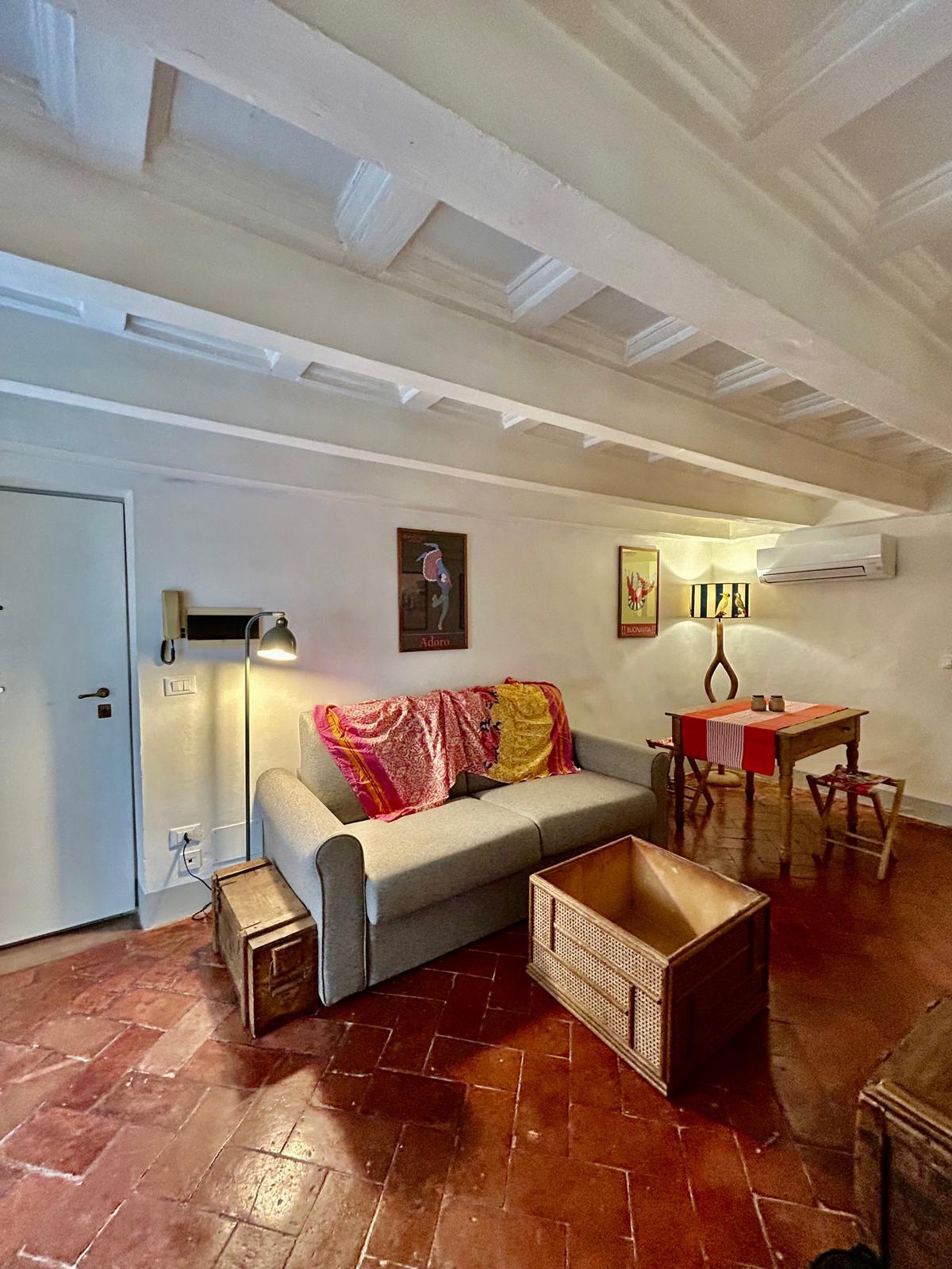 Quadrilocale in affitto in piazza santo spirito, Firenze