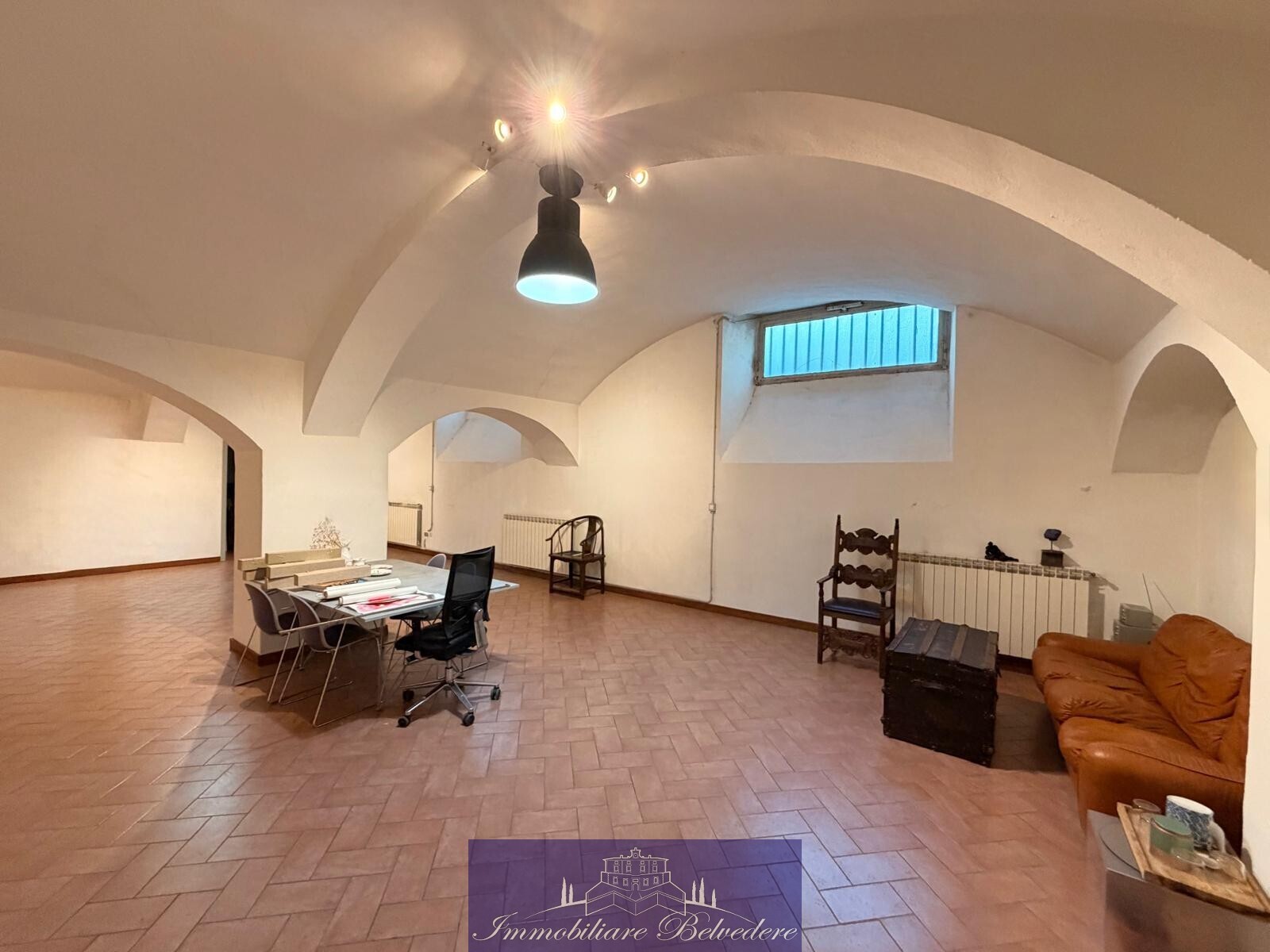 Laboratorio in vendita in via lorenzo il magnifico, Firenze