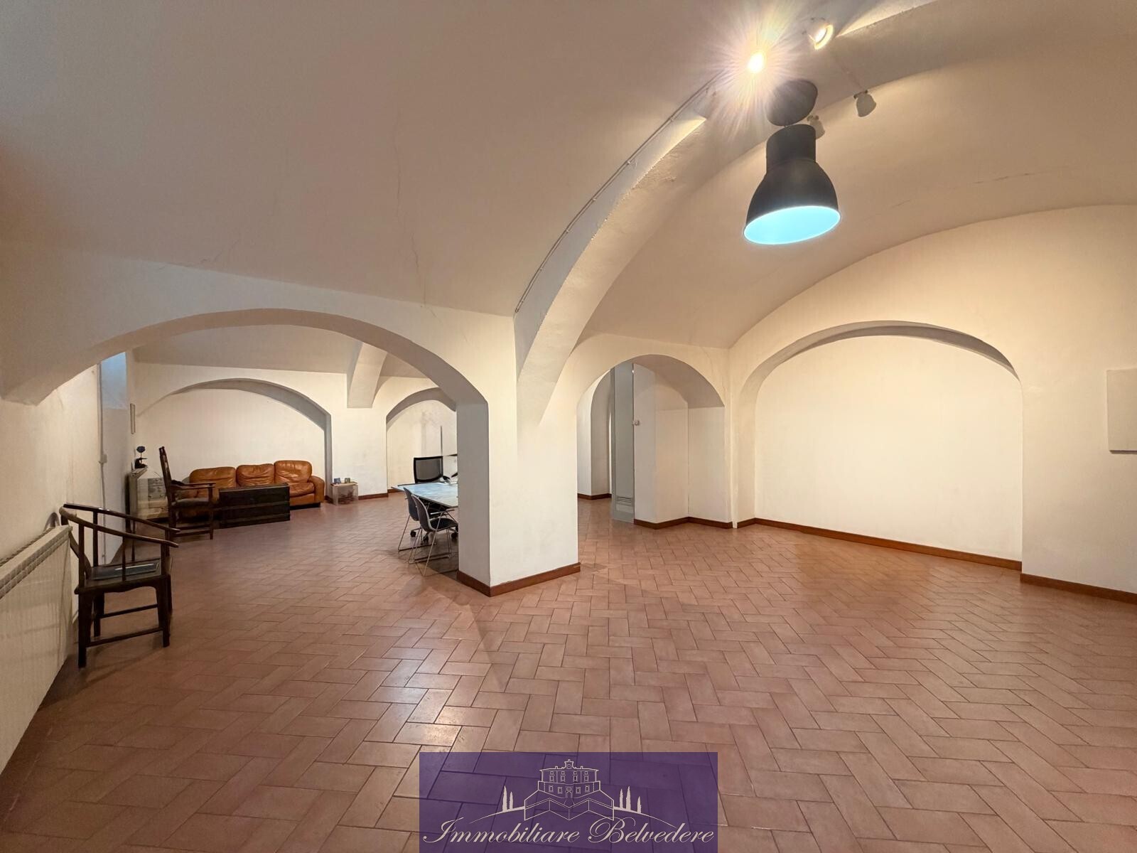 Laboratorio in vendita in via lorenzo il magnifico, Firenze