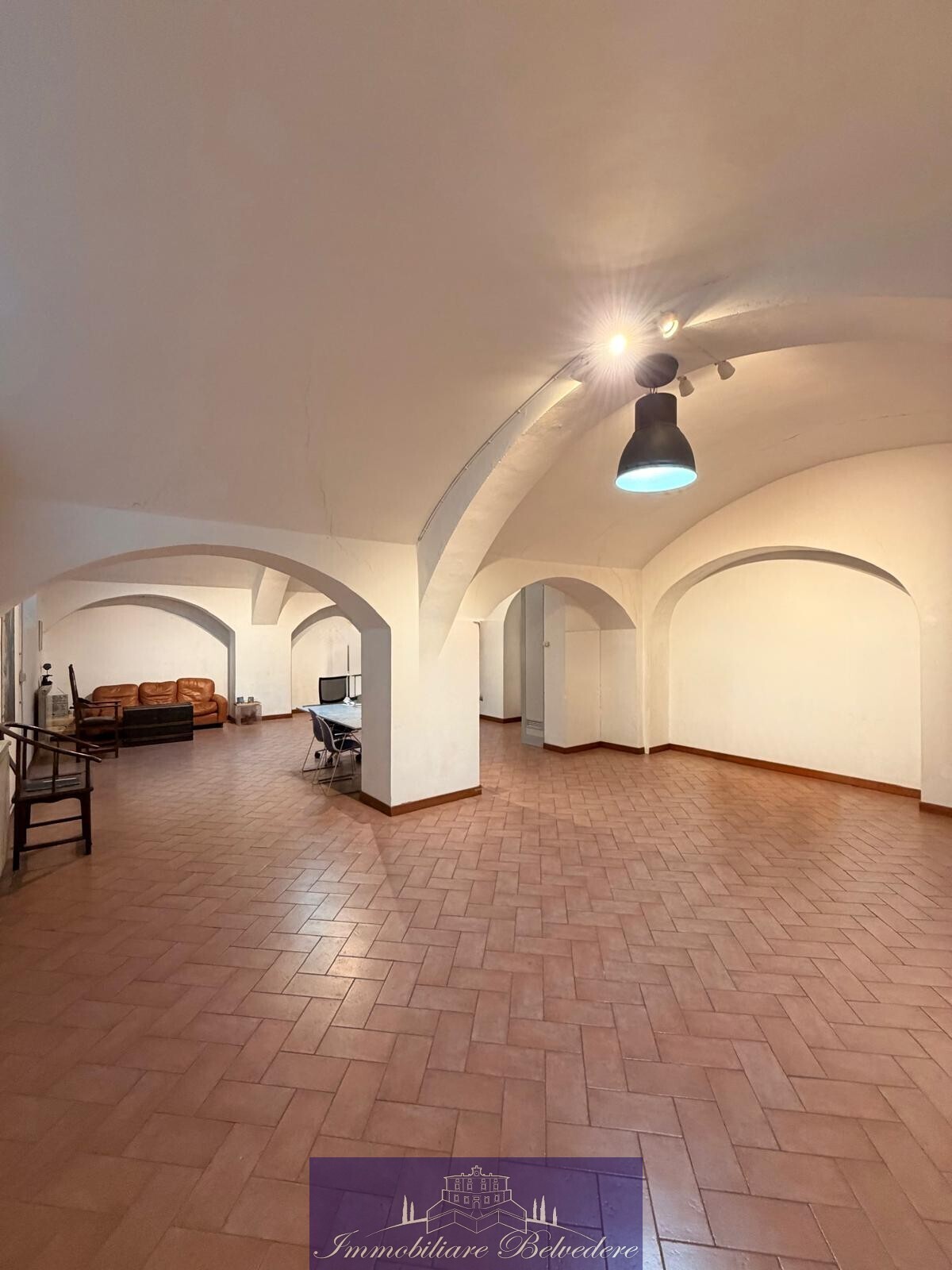 Laboratorio in vendita in via lorenzo il magnifico, Firenze
