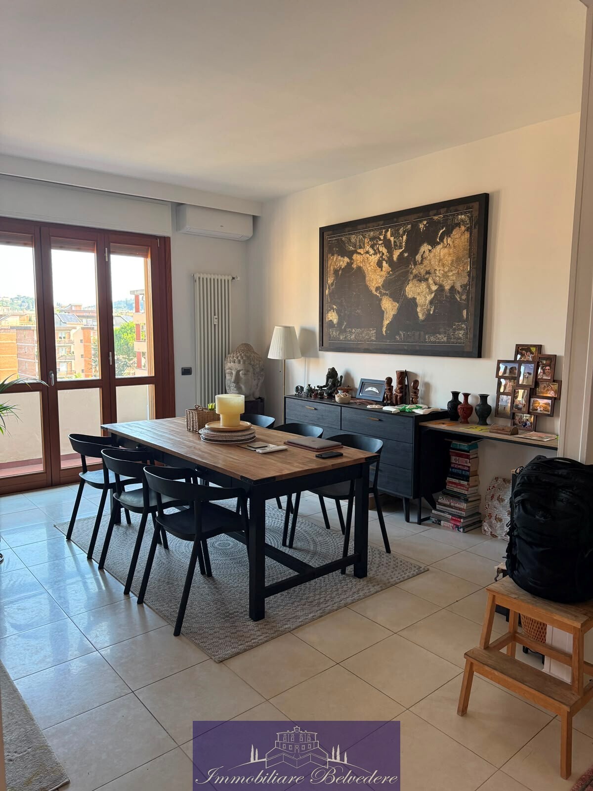 Quadrilocale con box in via gran bretagna, Firenze