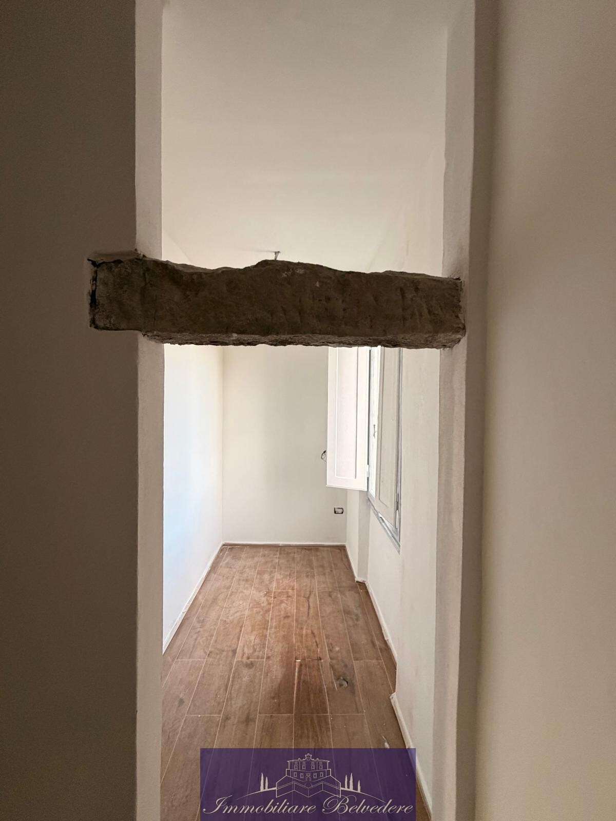 Trilocale ristrutturato in via cremani, Firenze