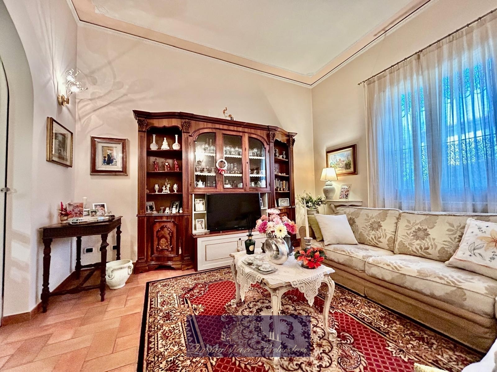 Casa indipendente con giardino in via della sala, Firenze
