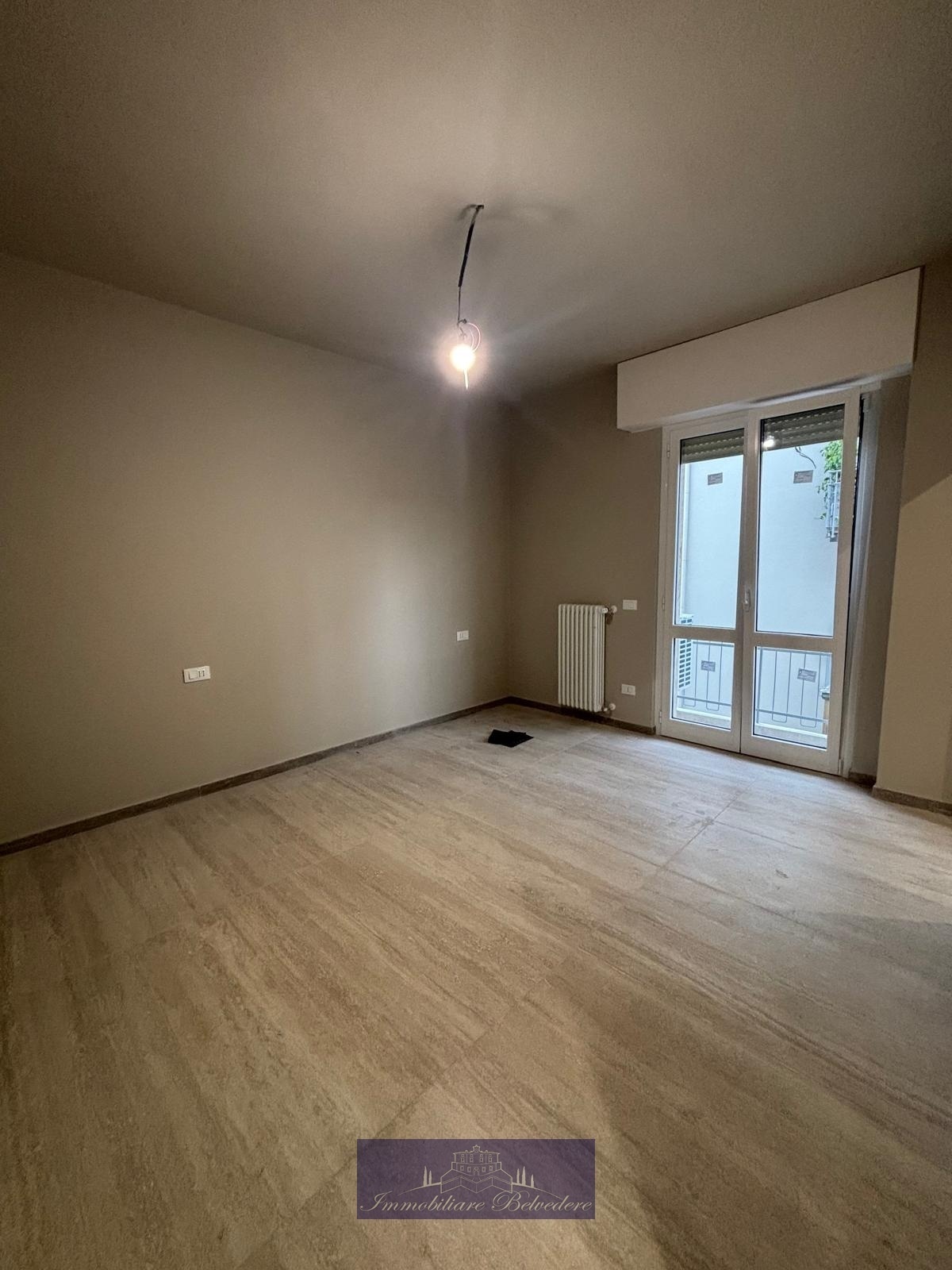 Appartamento ristrutturato in via delle cento stelle, Firenze