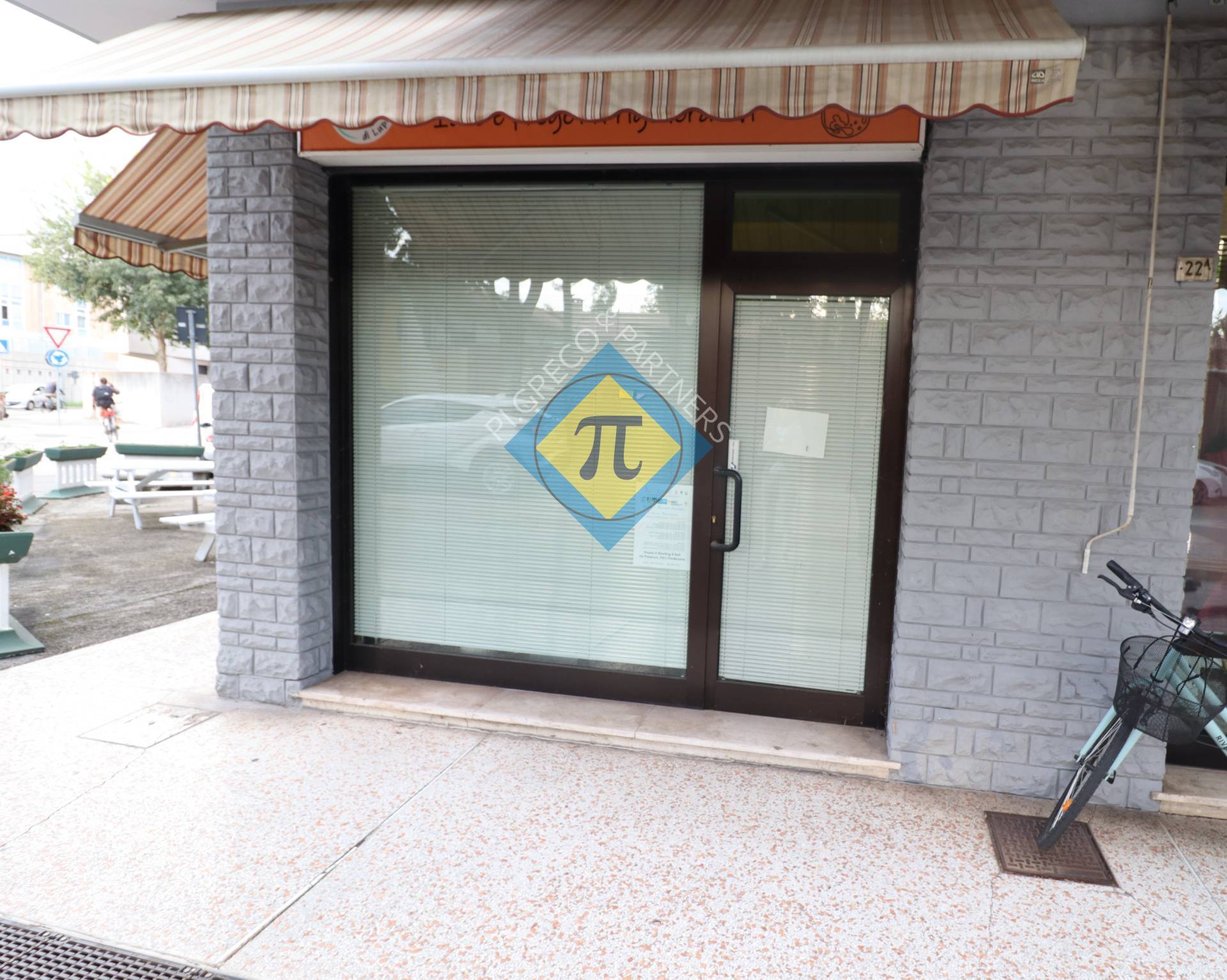 Locale commerciale in vendita a Pordenone