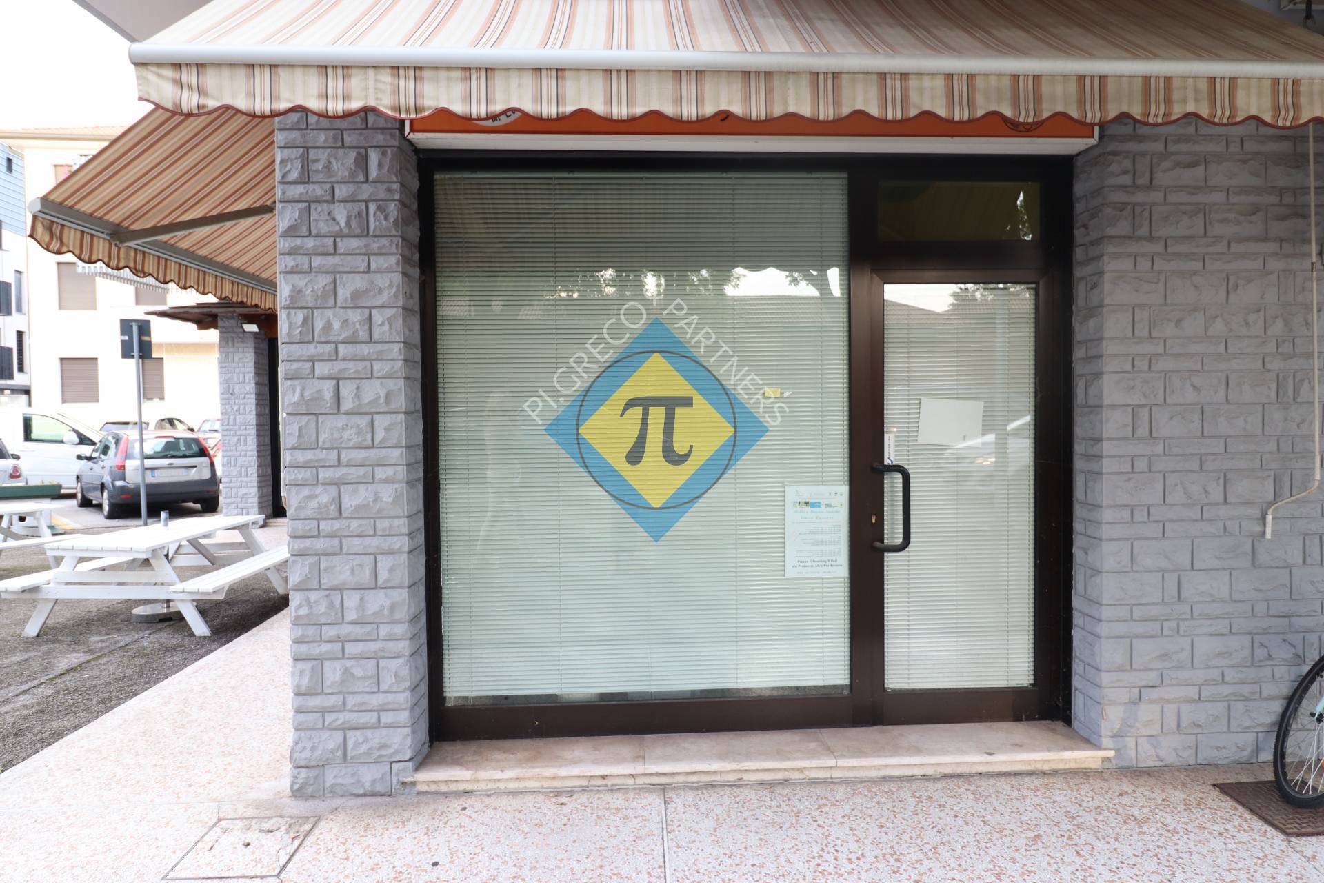 Locale commerciale in vendita a Pordenone