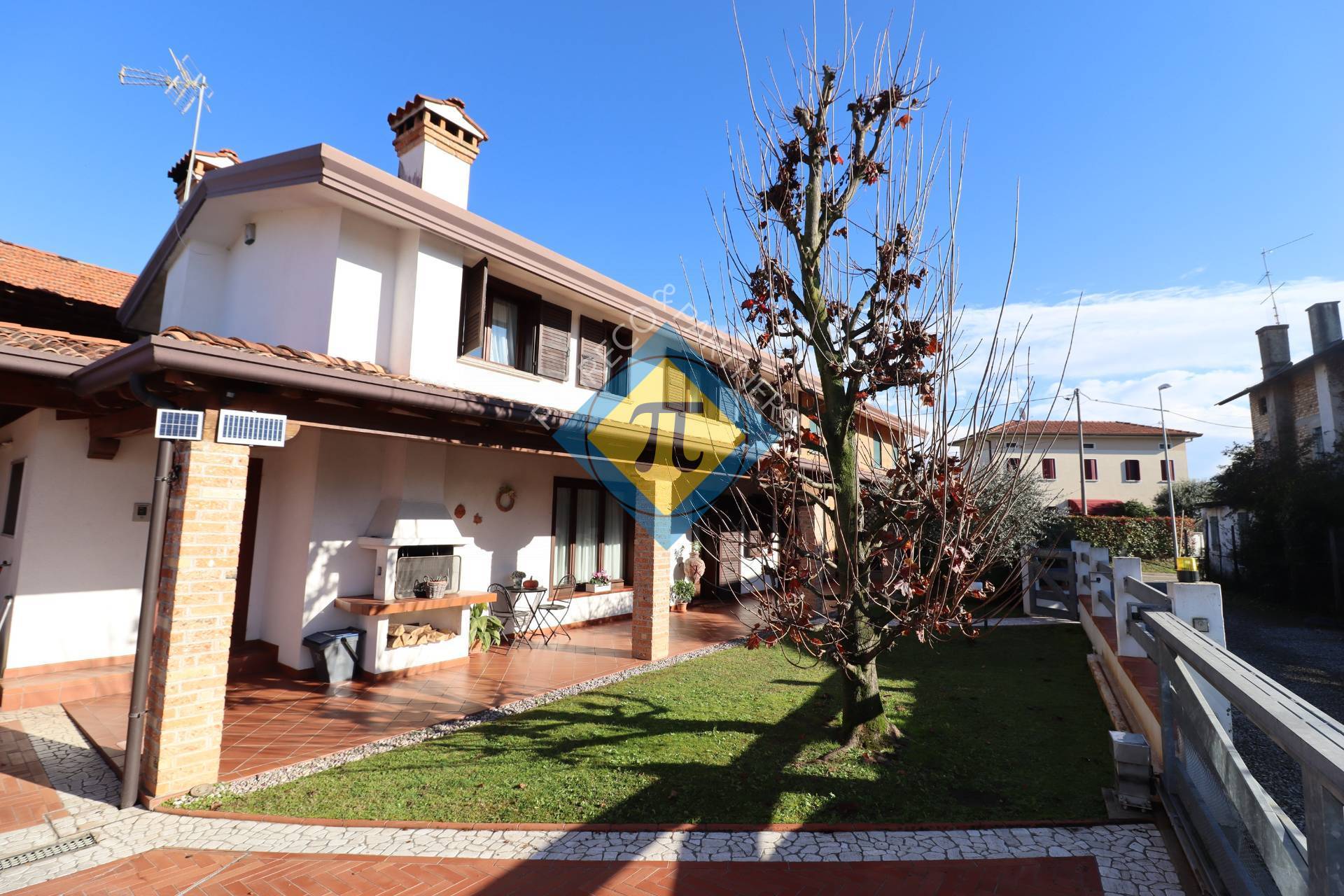 Villa in vendita a Pordenone, Vallenoncello