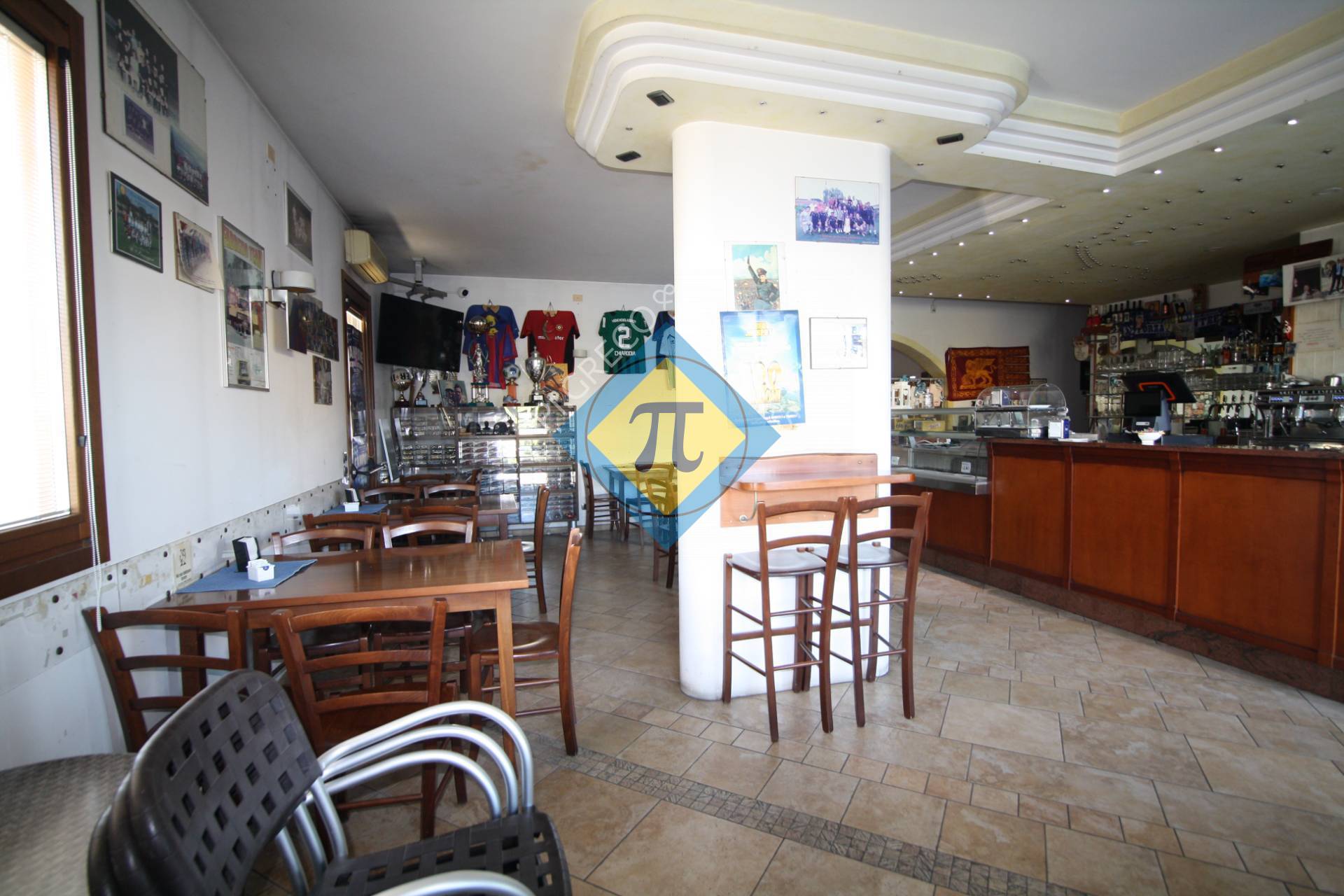 Locale commerciale in vendita a Cinto Caomaggiore