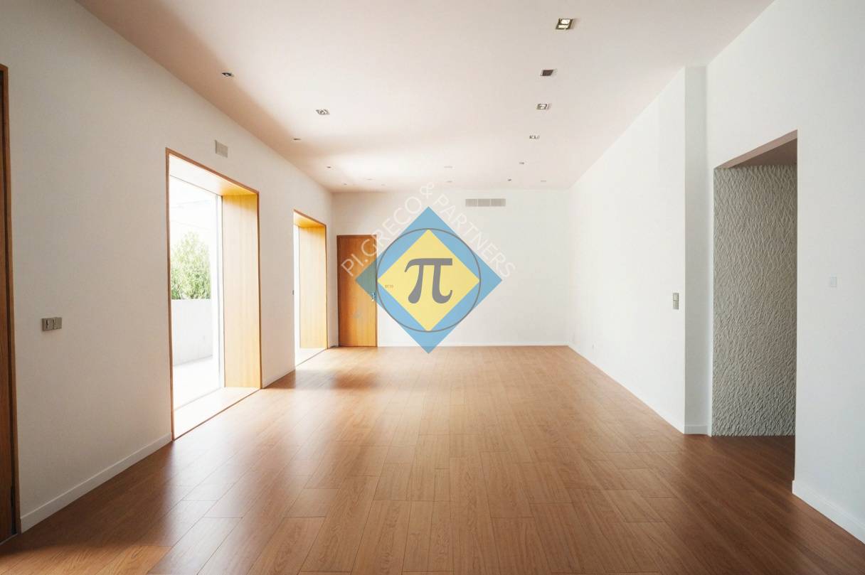 Locale commerciale in vendita a Pordenone