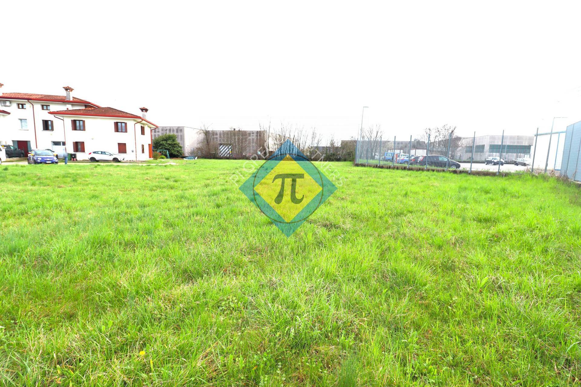 Terreno edificabile in vendita a Pordenone