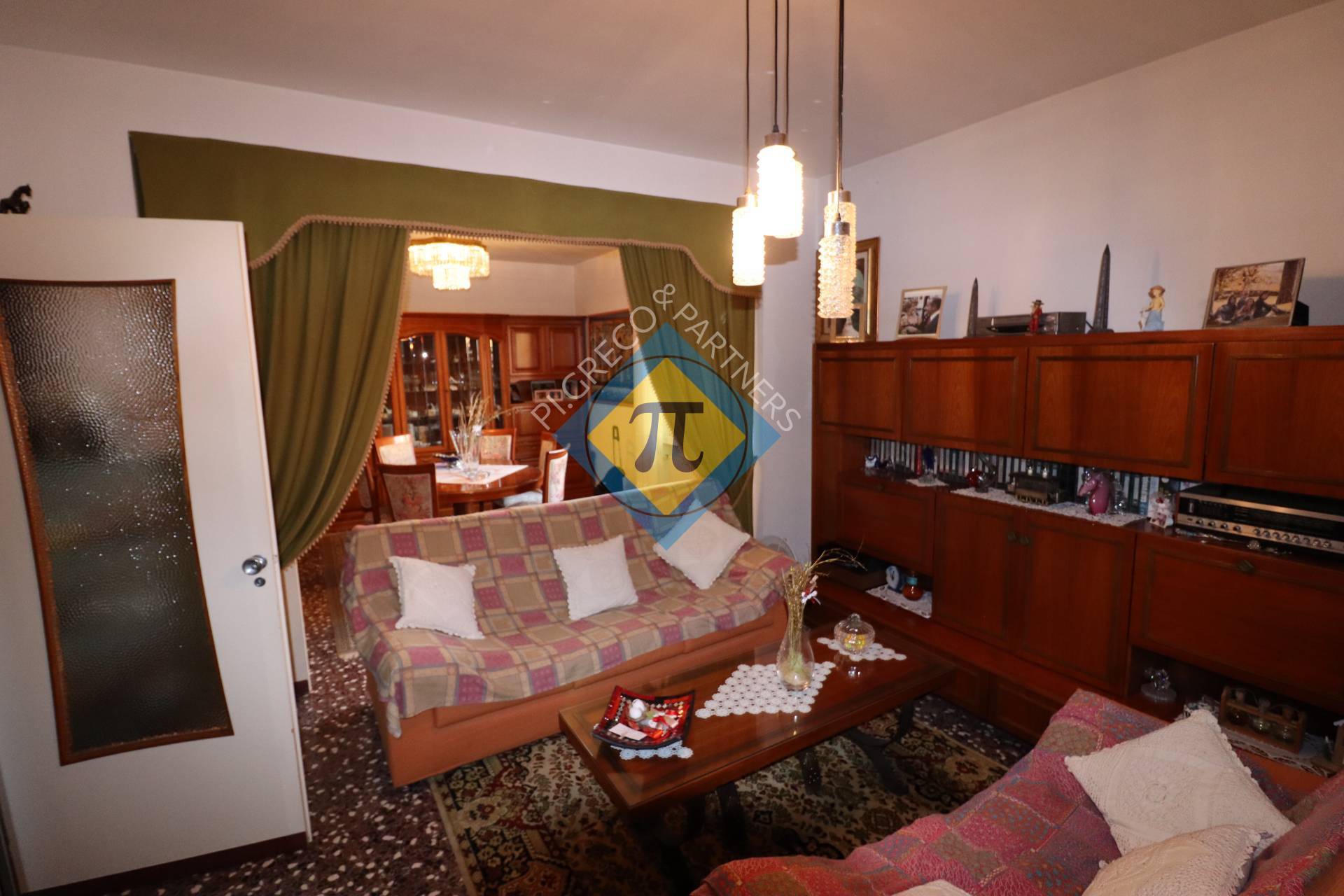 Villa in vendita a Pordenone, Borgomeduna