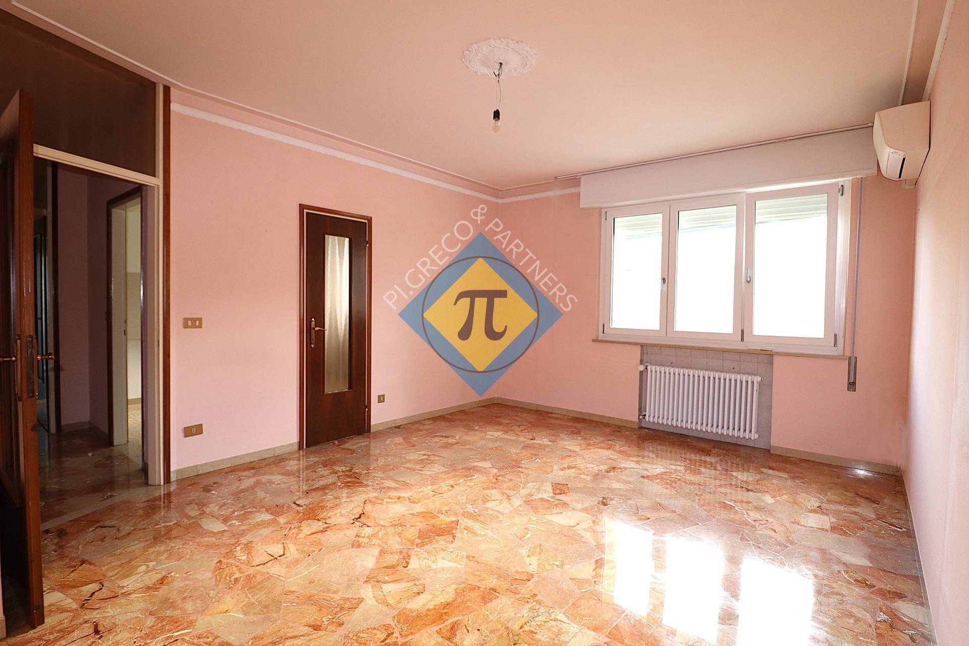 Appartamento in vendita a Pordenone, Semicentro