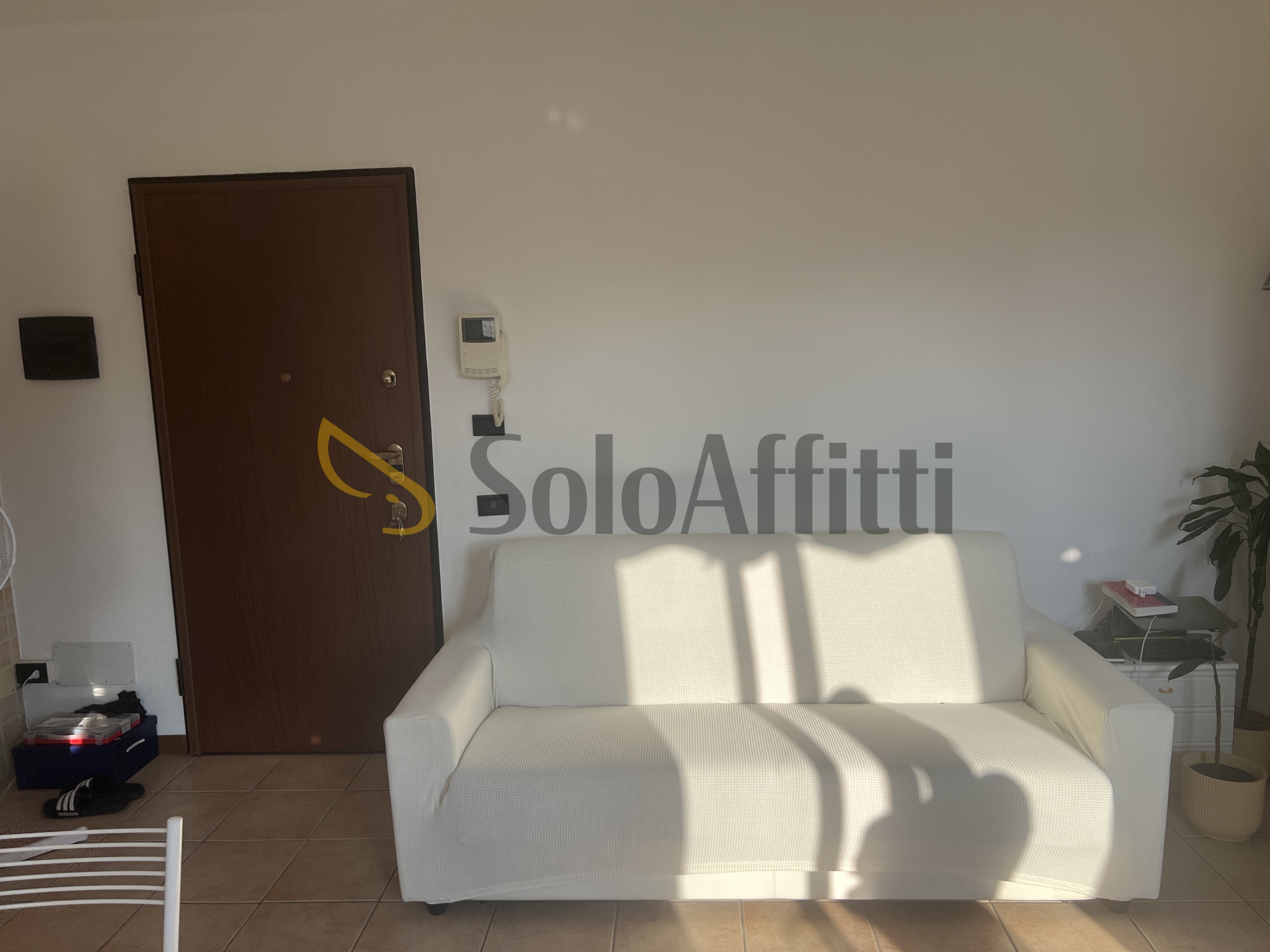 Monolocale in affitto in via 4 novembre 337, Caronno Pertusella