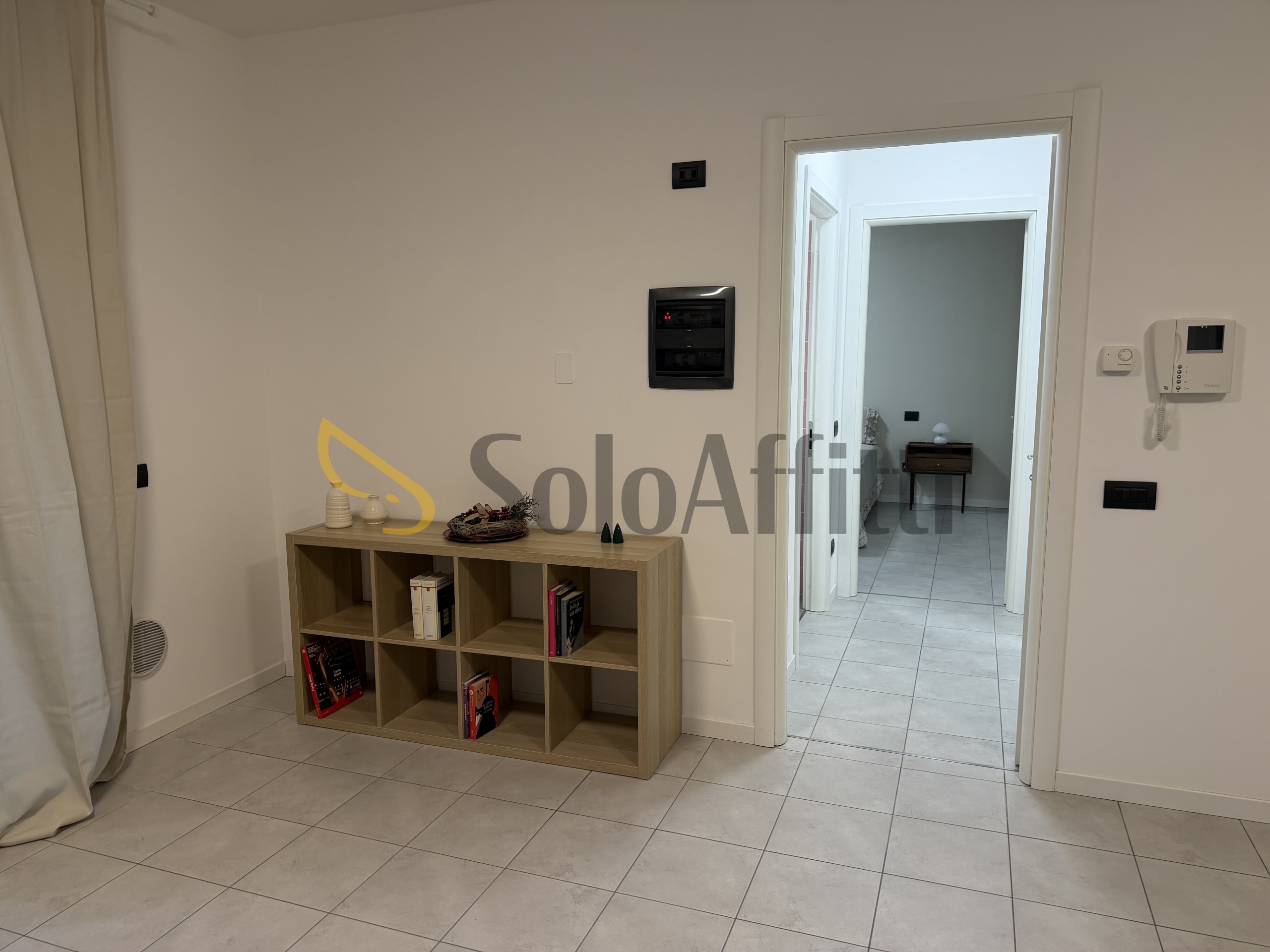 Bilocale con giardino in via 4 novembre 328, Caronno Pertusella