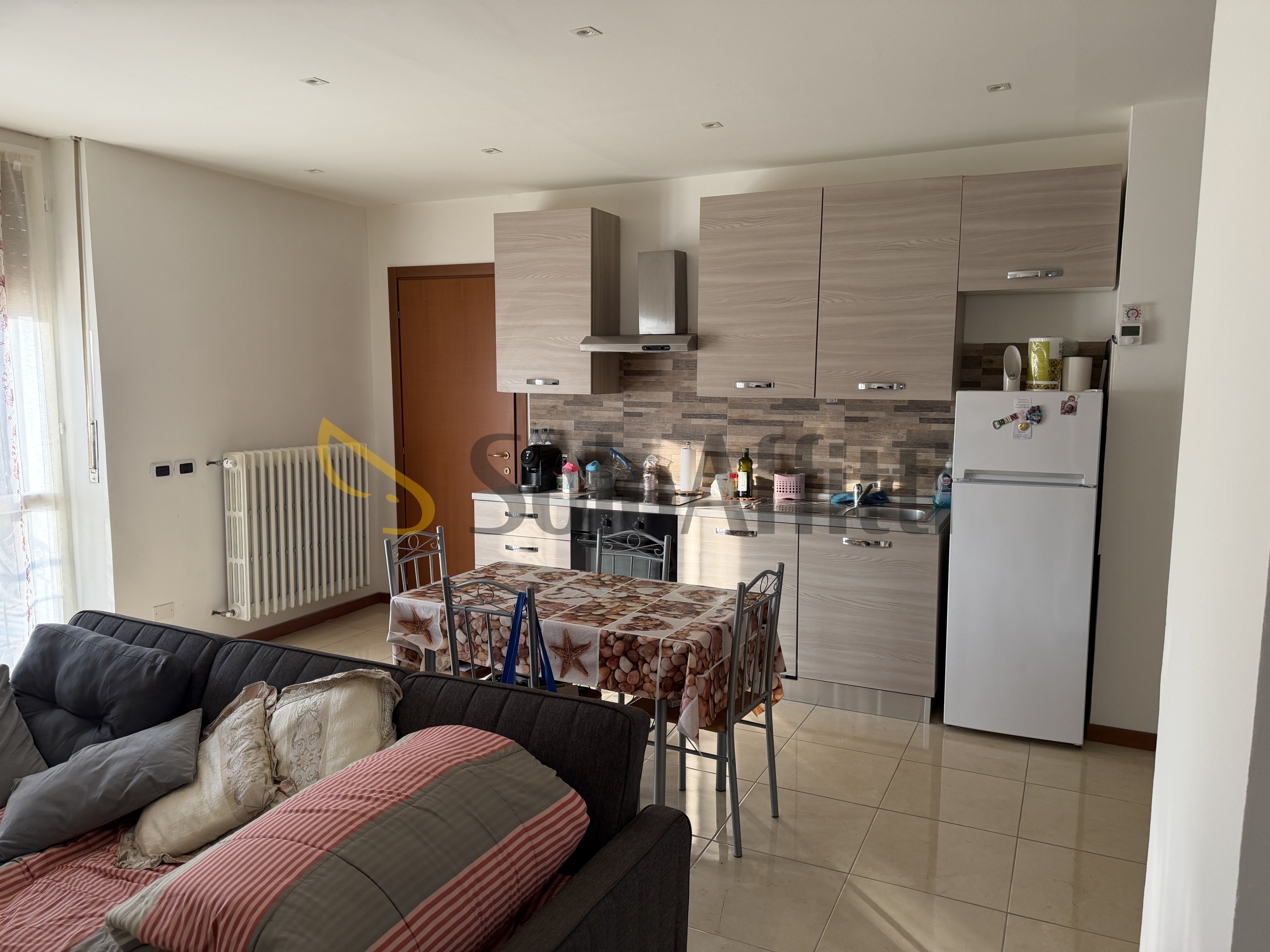 Trilocale da ristrutturare in via giuseppe colombo 13, Solaro