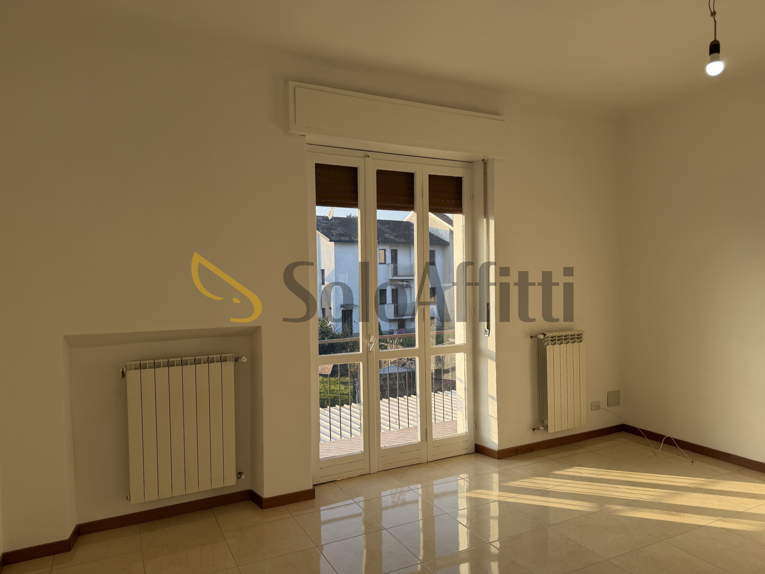 Trilocale da ristrutturare in via giuseppe colombo 13, Solaro