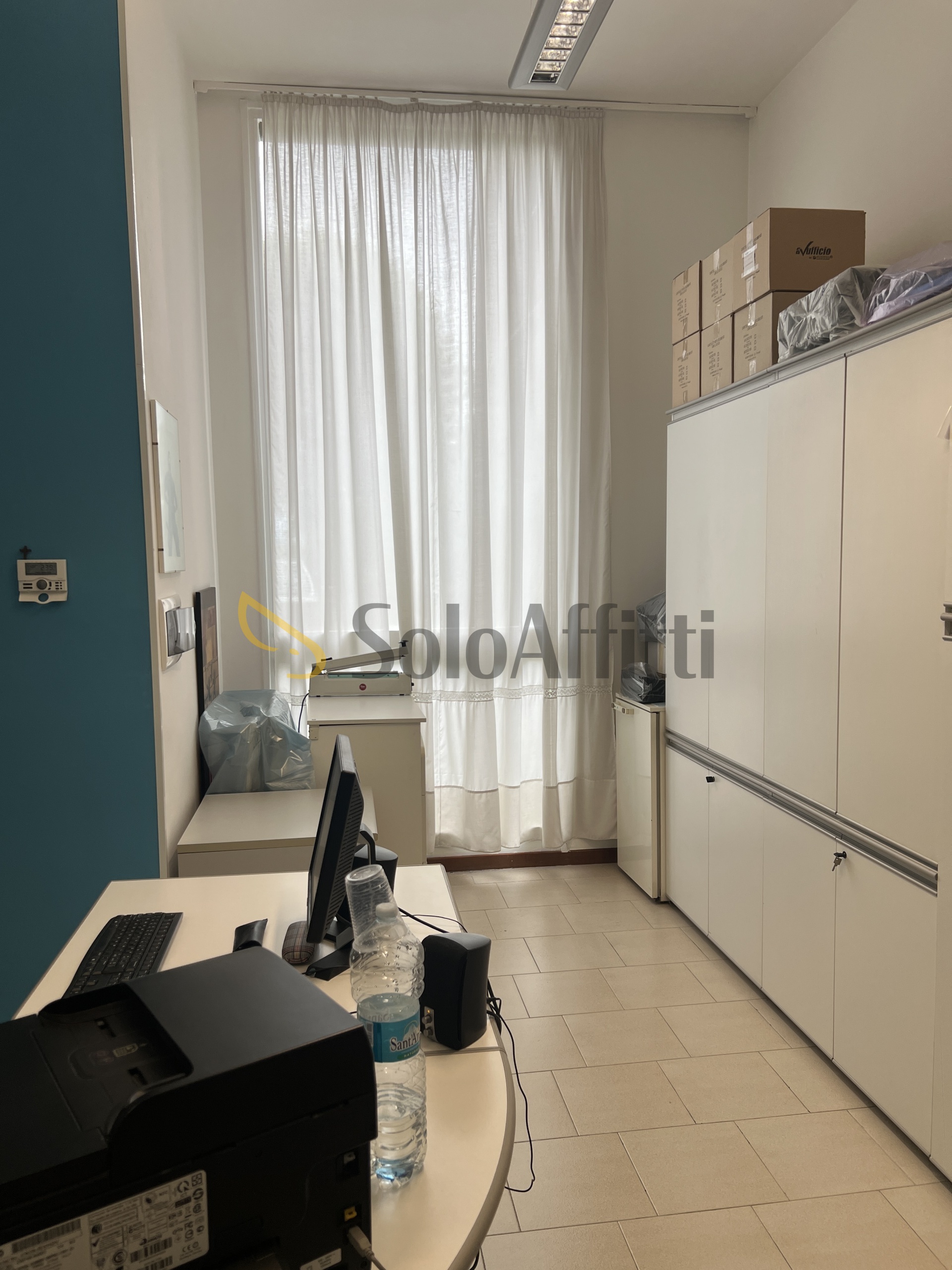 Locale commerciale in affitto in via g. b. busnelli 78, Saronno