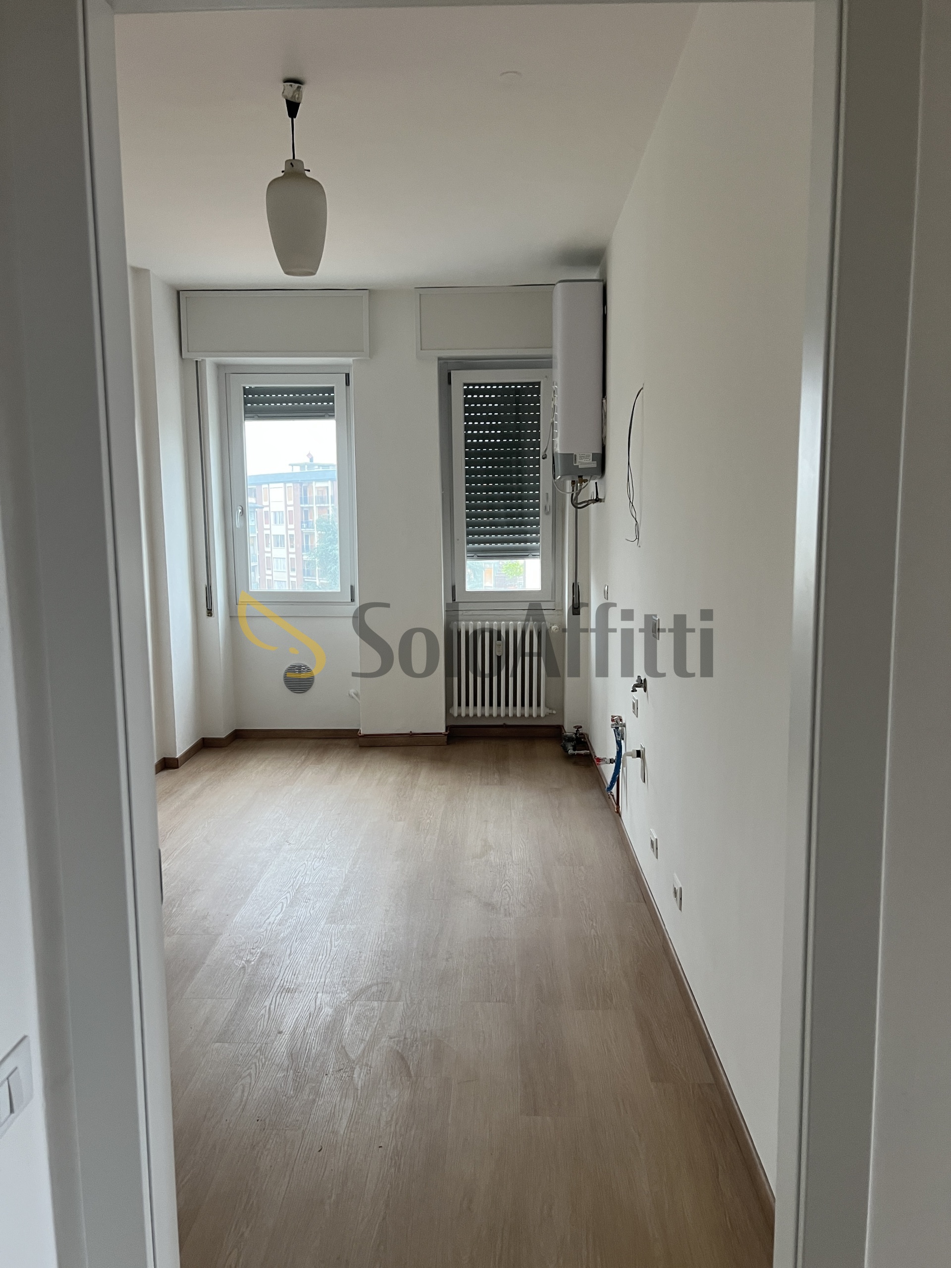 Bilocale ristrutturato in via stampa soncino 8, Saronno