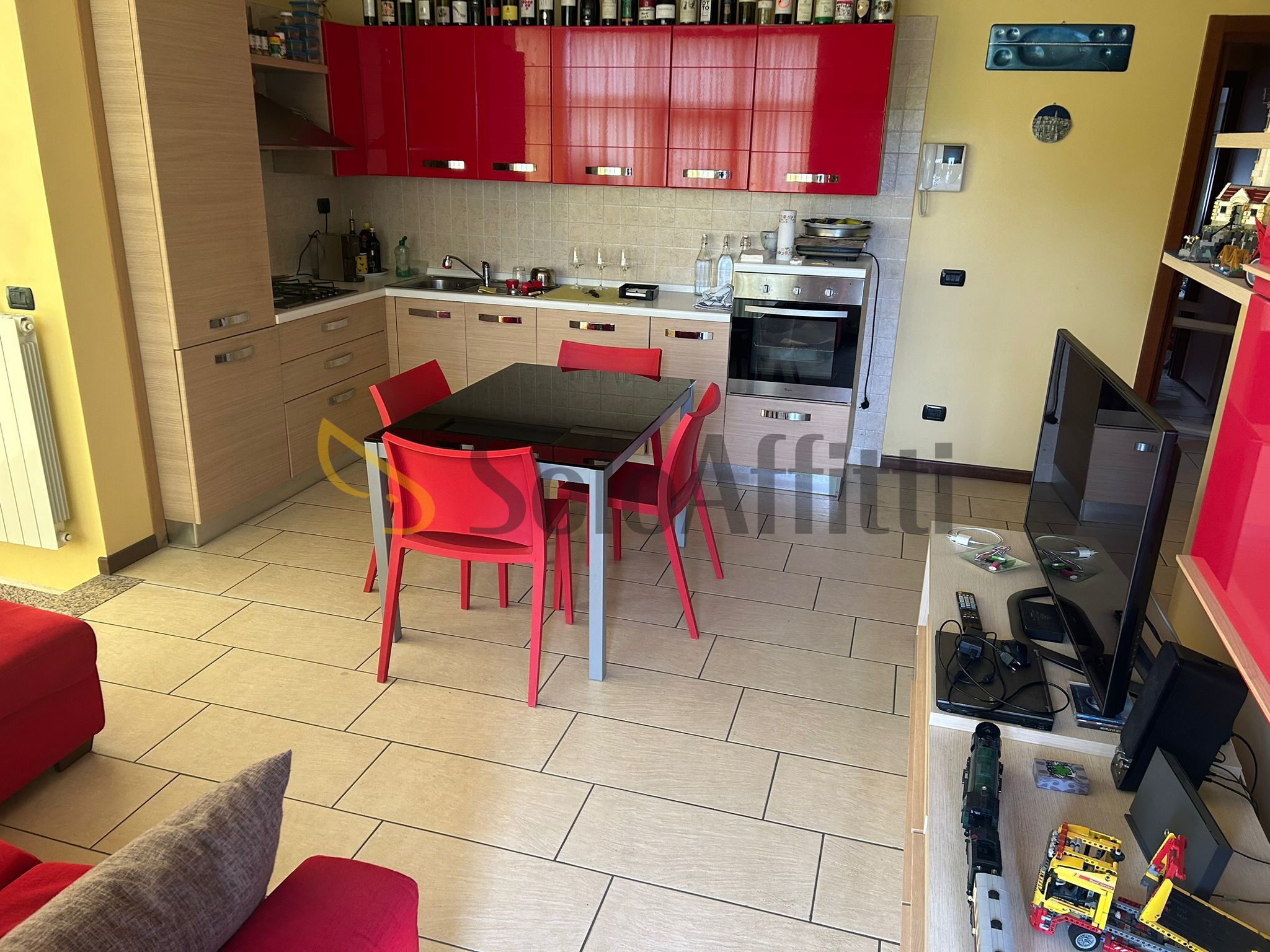 Bilocale con giardino in luigi carcano 160, Caronno Pertusella