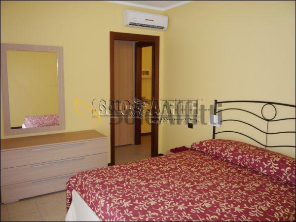 Bilocale con terrazzo in via carcano 160, Caronno Pertusella