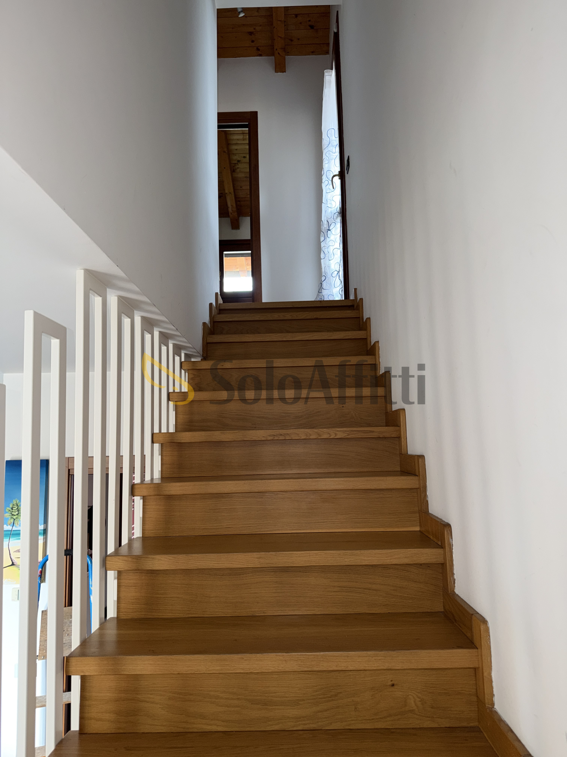 Trilocale con terrazzo in via don pino ballabio 154, Caronno Pertusella