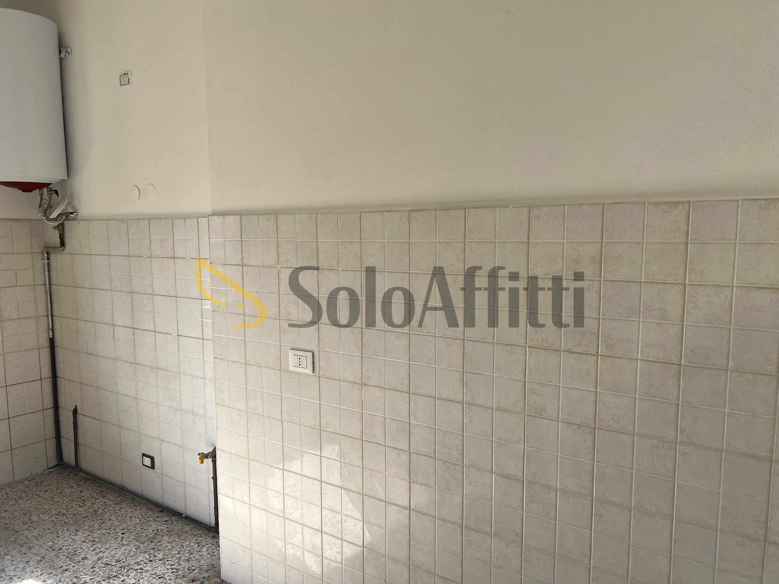 Trilocale con box doppio a Cislago