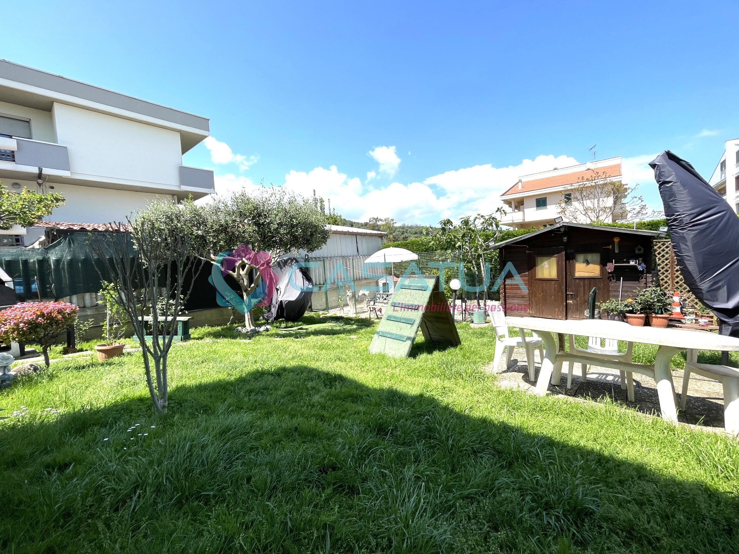Appartamento con giardino in via montello 41, Giulianova