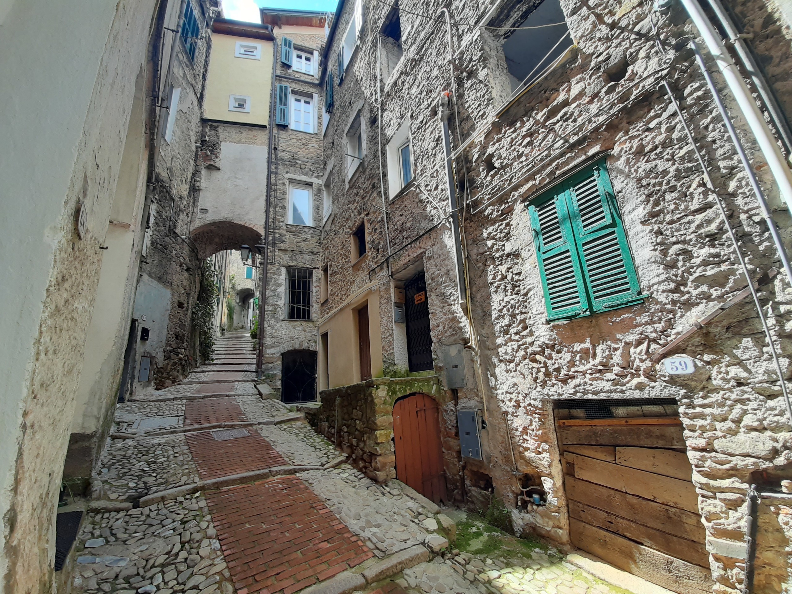 Trilocale da ristrutturare in via roma 54, Ceriana