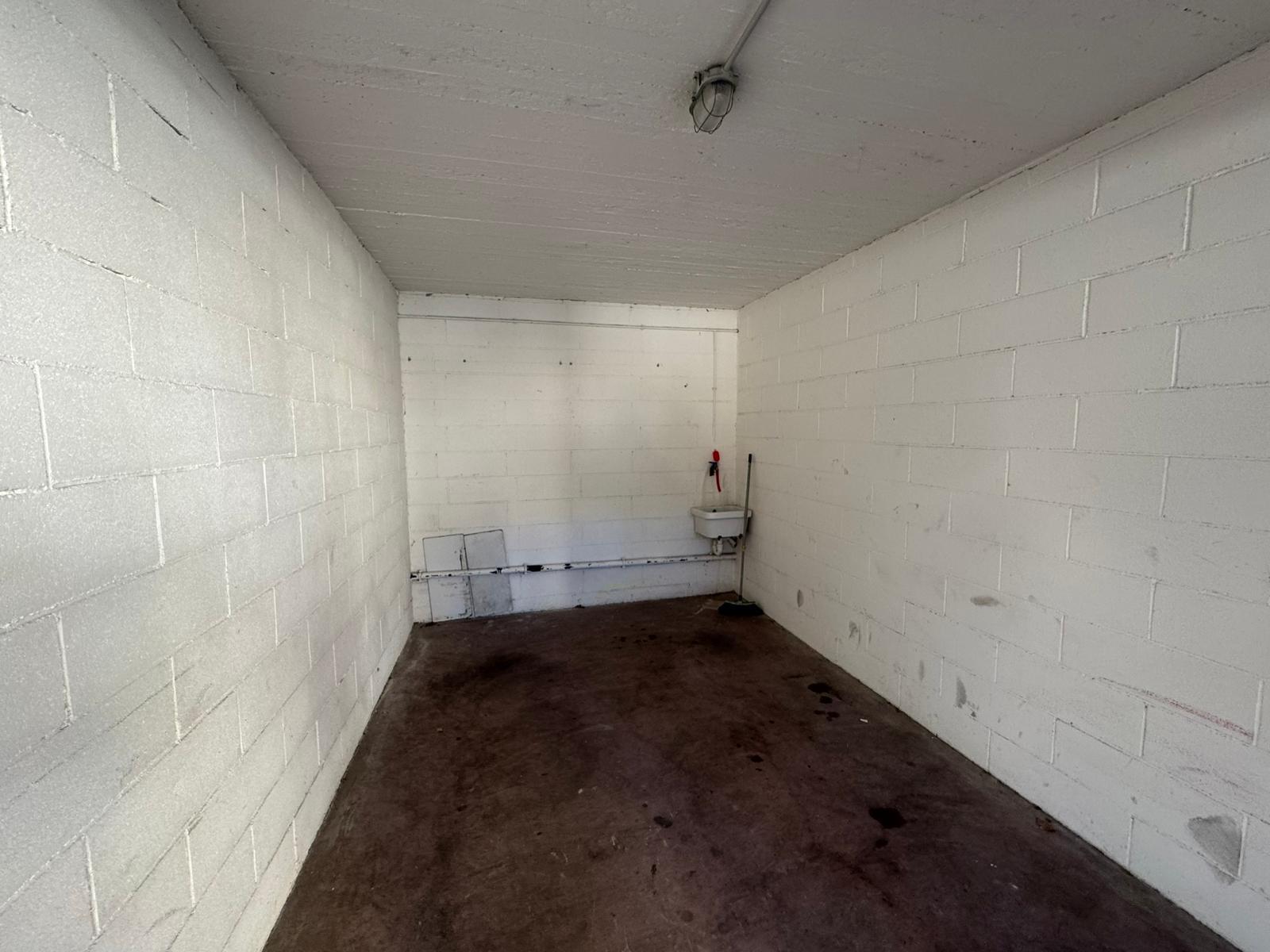 Box/Garage 14mq in vendita in via galileo galilei 159, San Remo