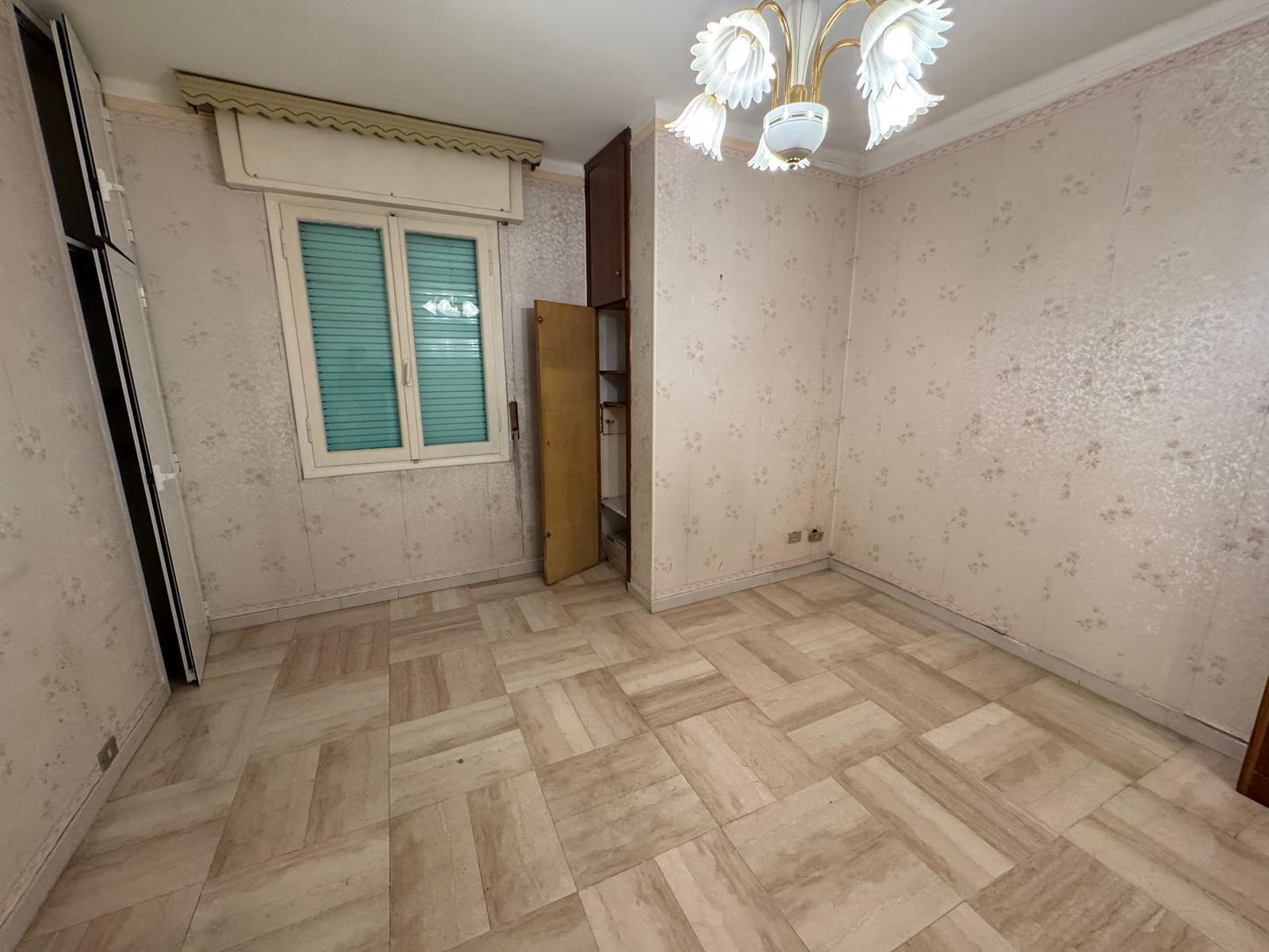 Quadrilocale con giardino in via zeffiro massa 96, San Remo