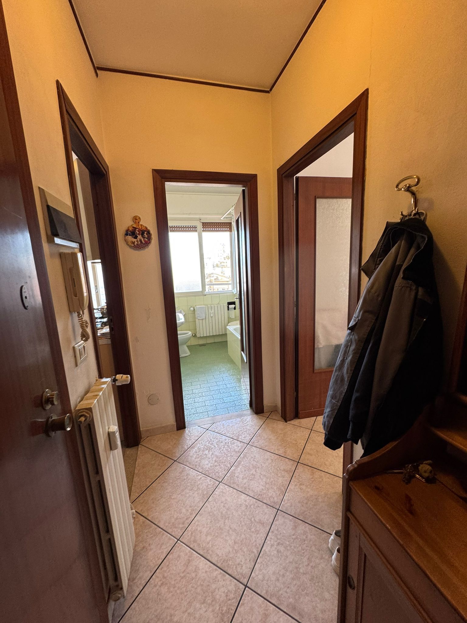 Trilocale con terrazzo in via lamarmora 84, San Remo